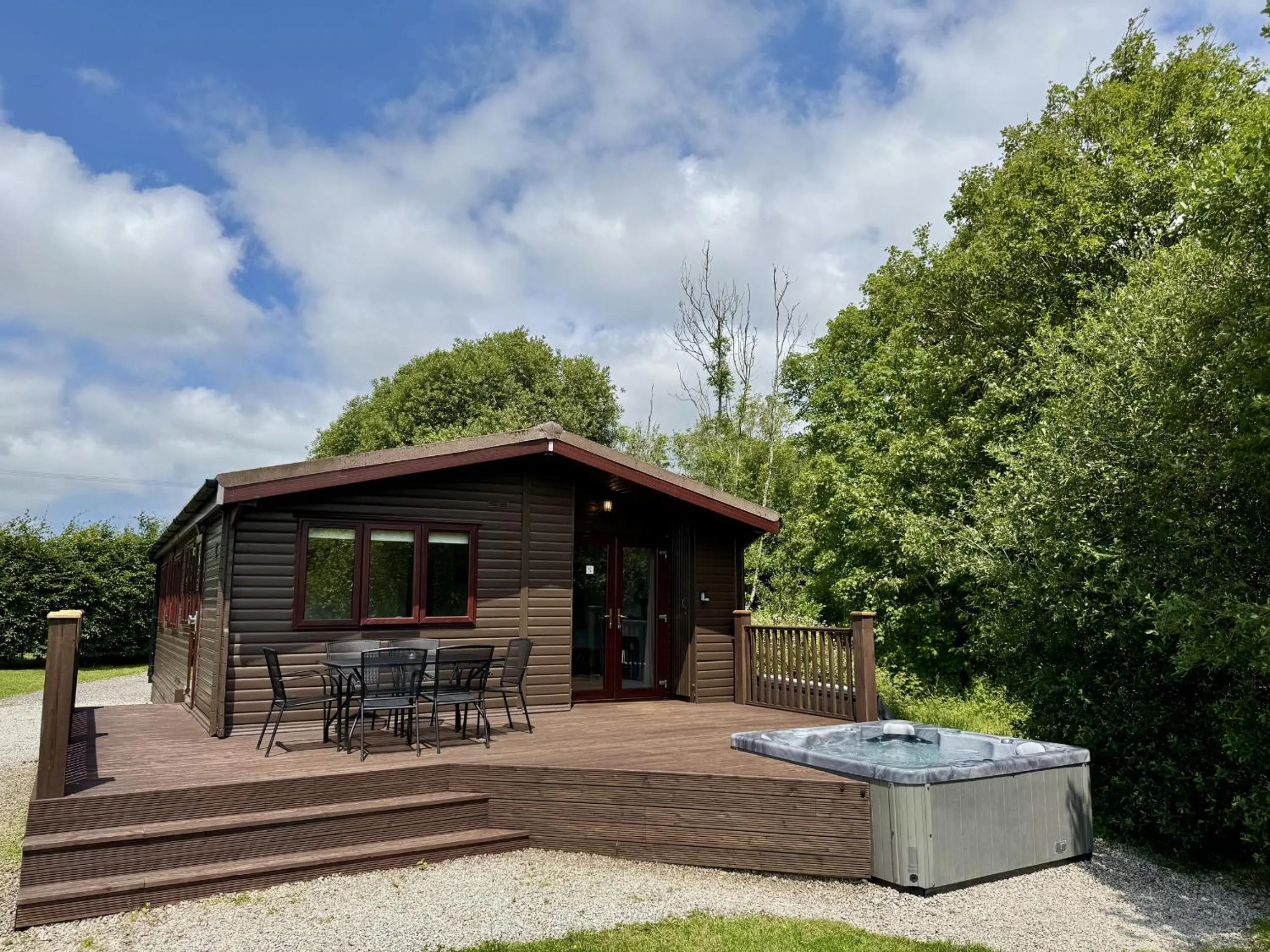 Property building in Willow Lodge