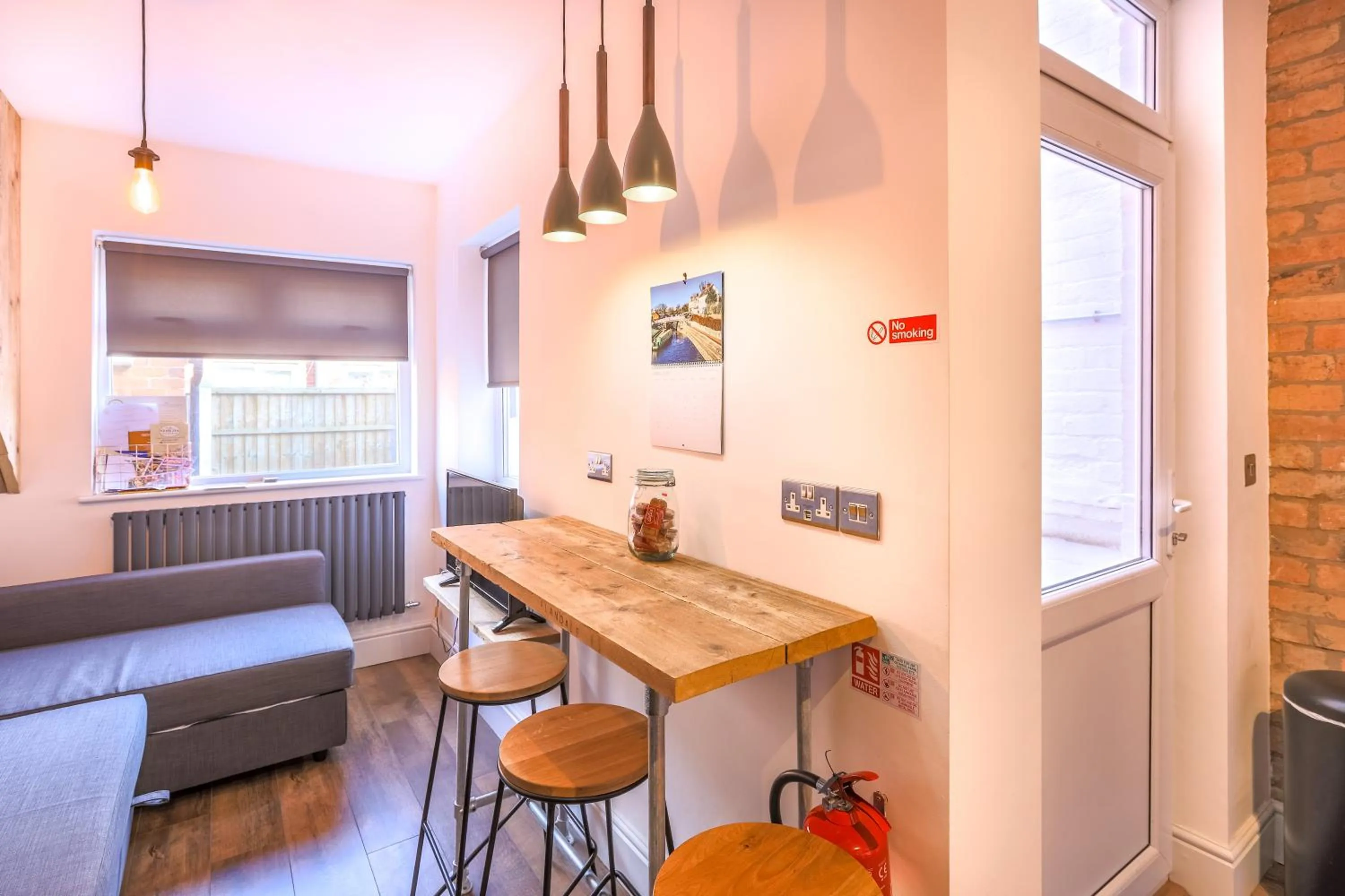 Kitchen or kitchenette in Salisbury Street Guesthouse