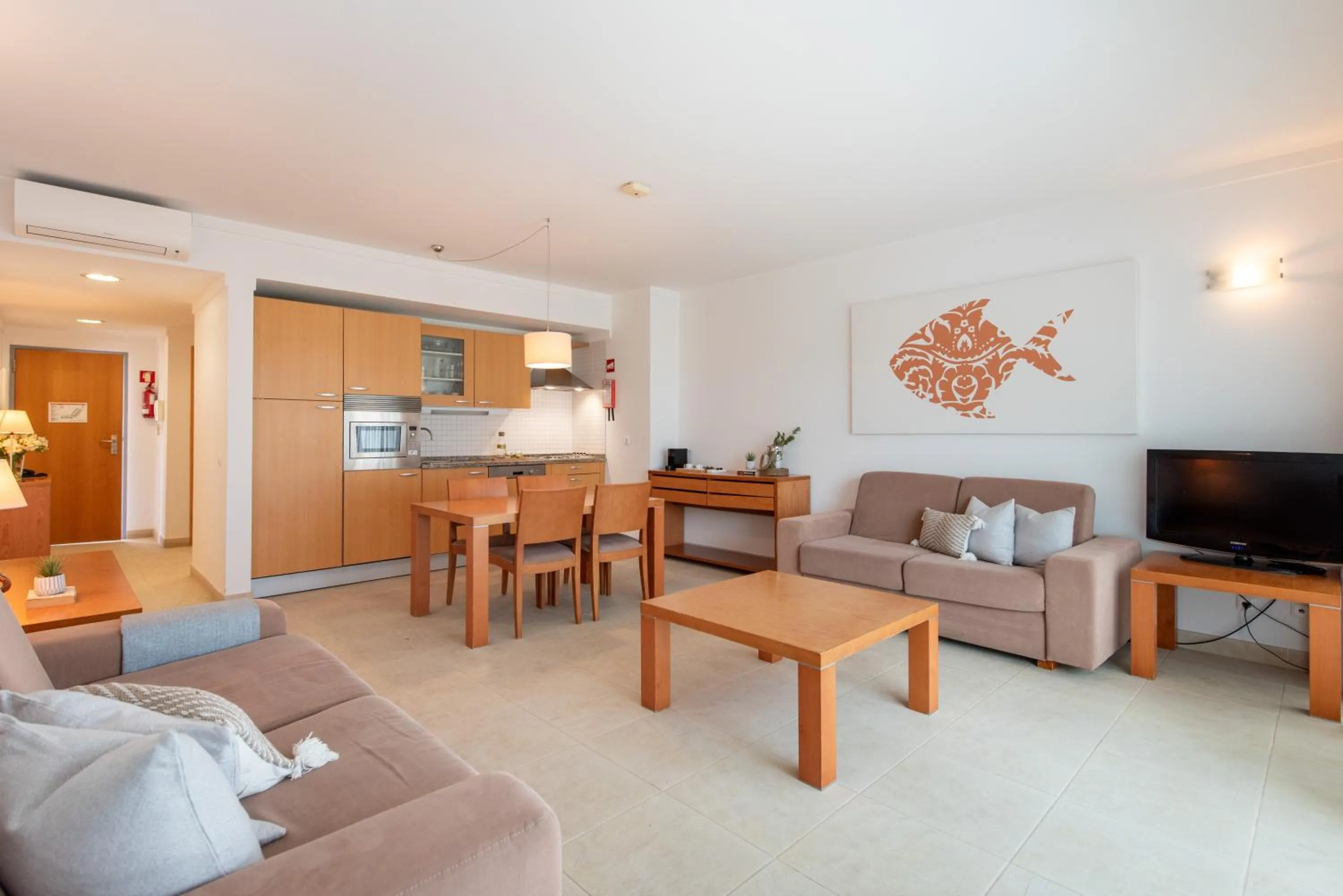 Kitchen or kitchenette in Vista Marina Apartamentos Turisticos