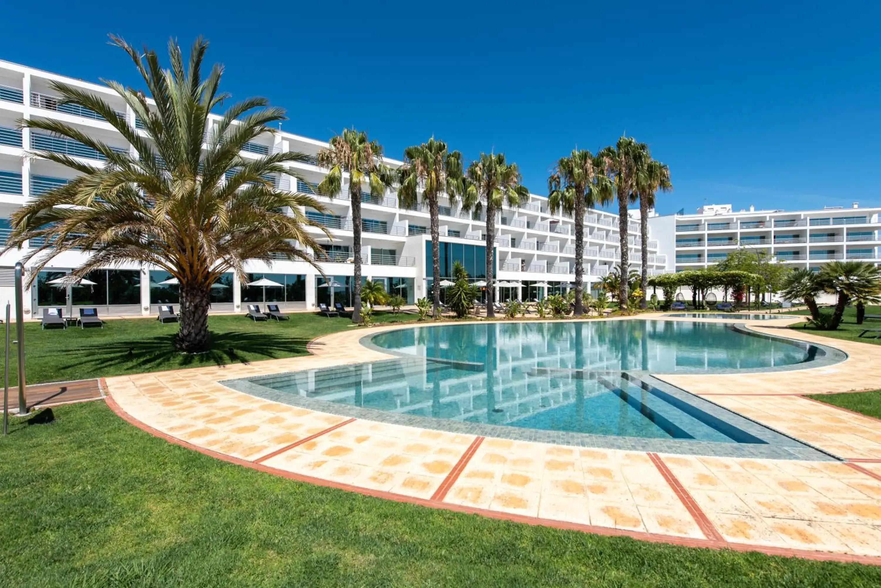 Property building in Vista Marina Apartamentos Turisticos Property building in Vista Marina Apartamentos Turisticos