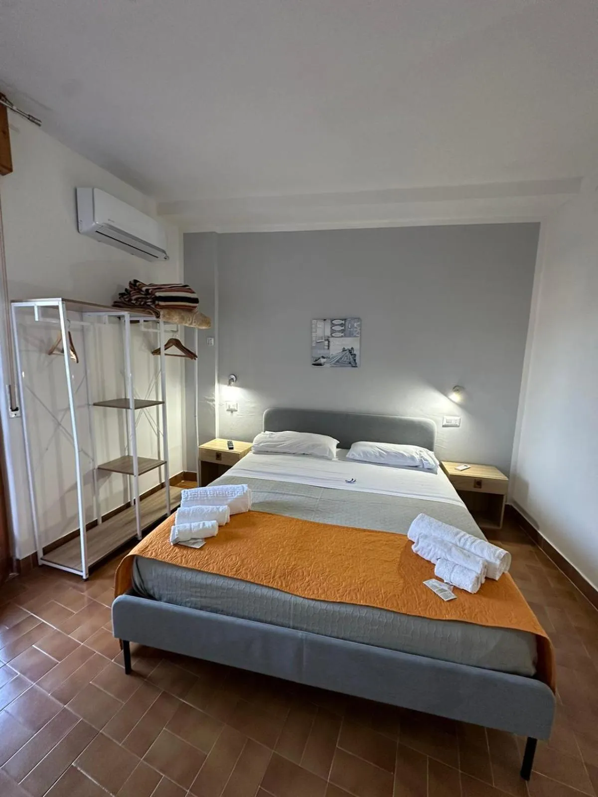 Bed in Hotel Residence il villaggio Lì cylentos Policastro Scario a 100 mt dal mare