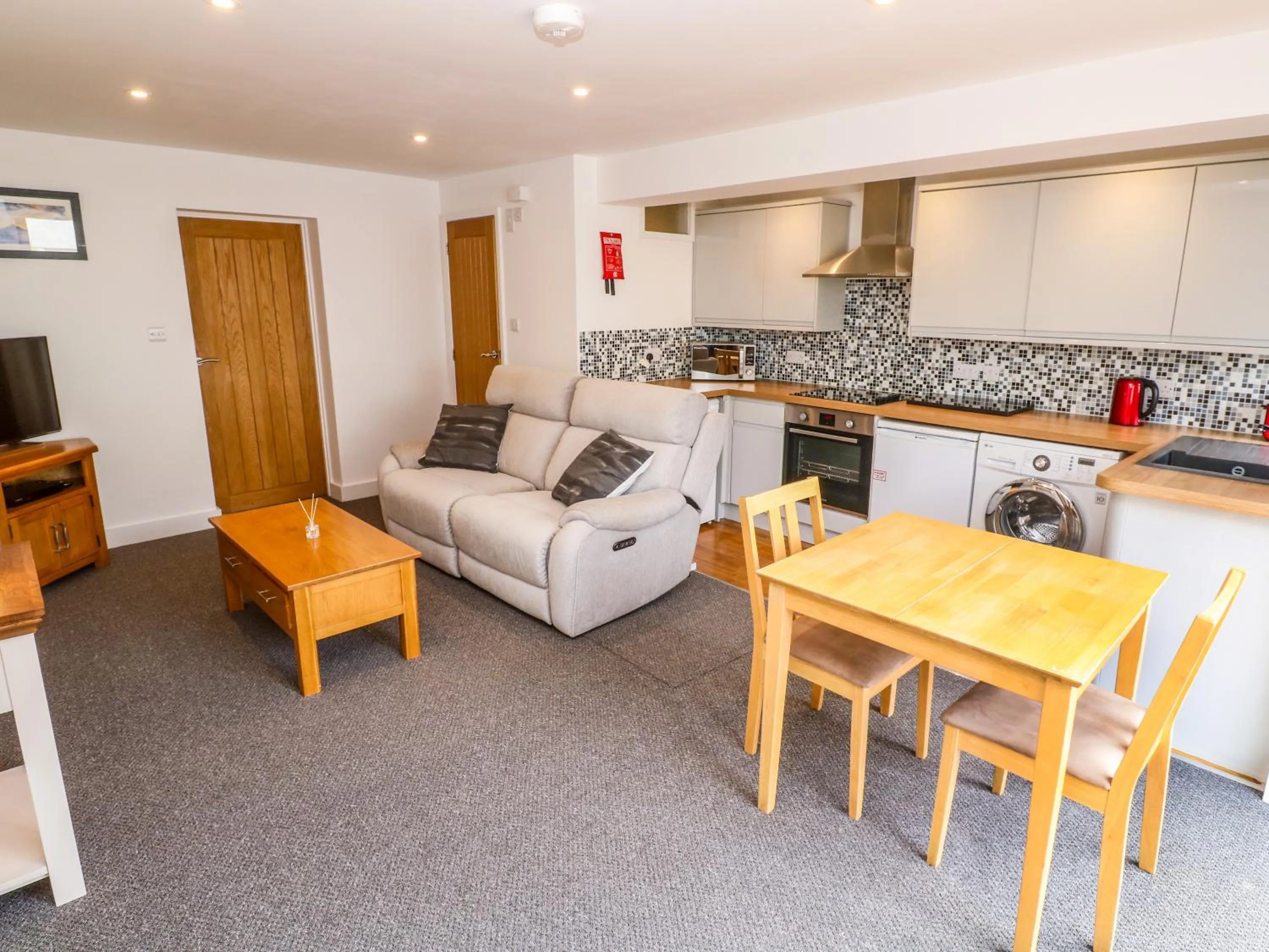 Flat 1