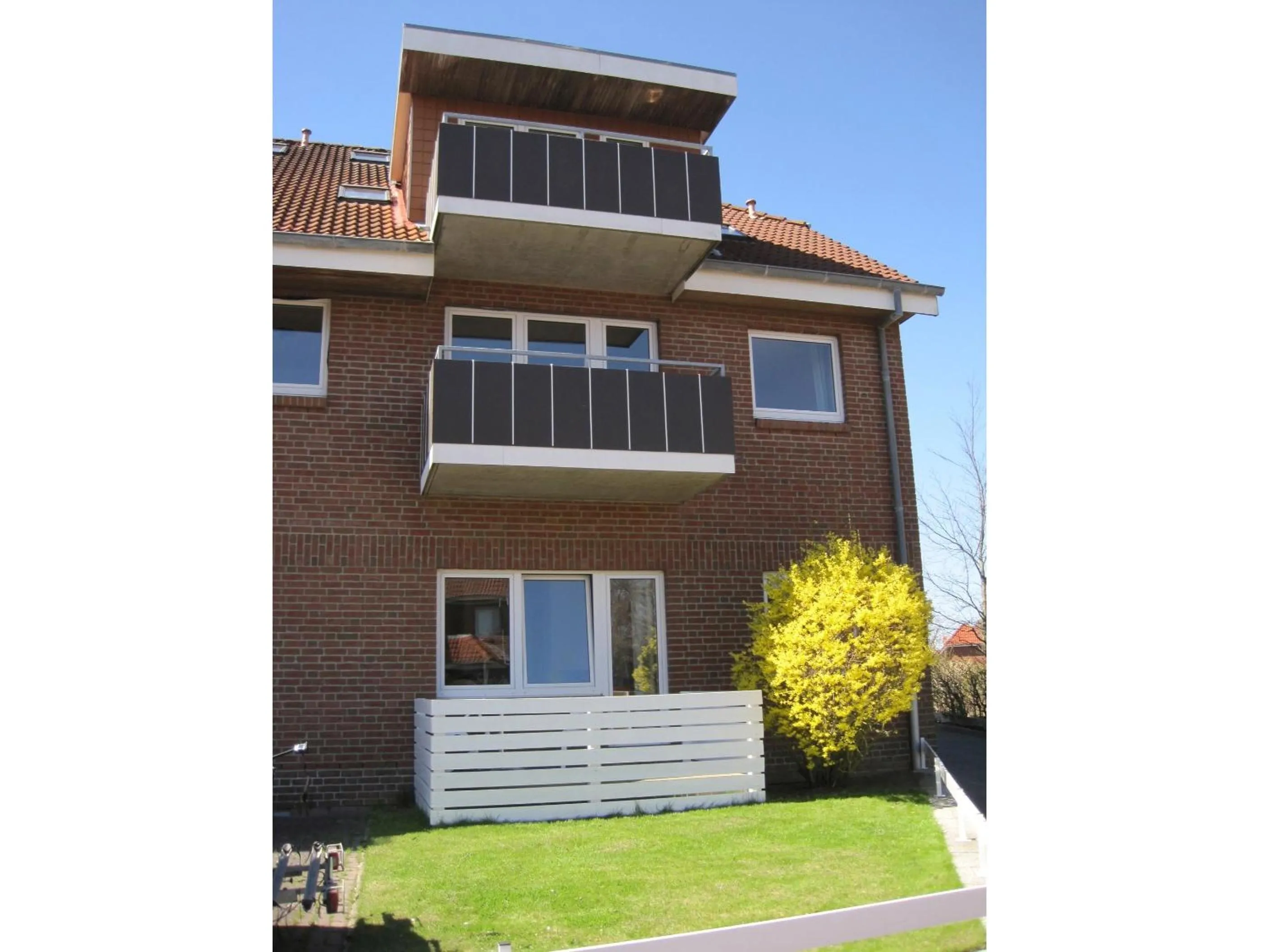 Facade/entrance in Appartementhaus Gouverneur-Maxse Büsum