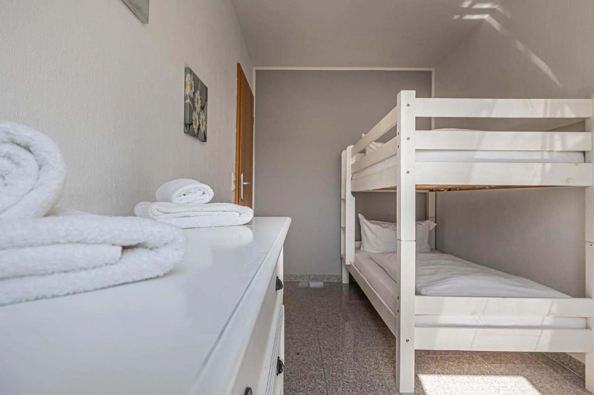 Bedroom, Bed in Appartementhaus Gouverneur-Maxse Büsum