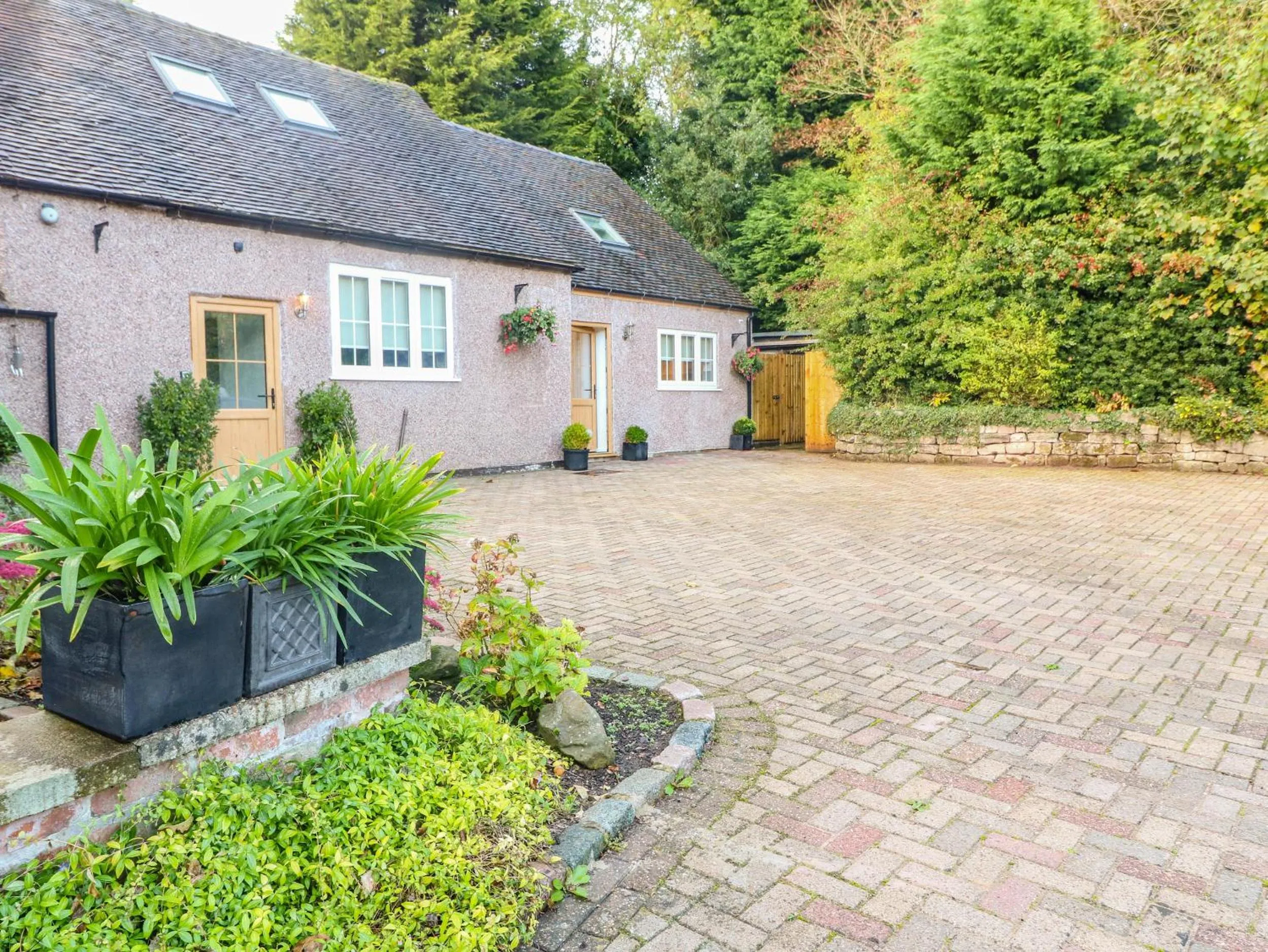 Farley Cottage I