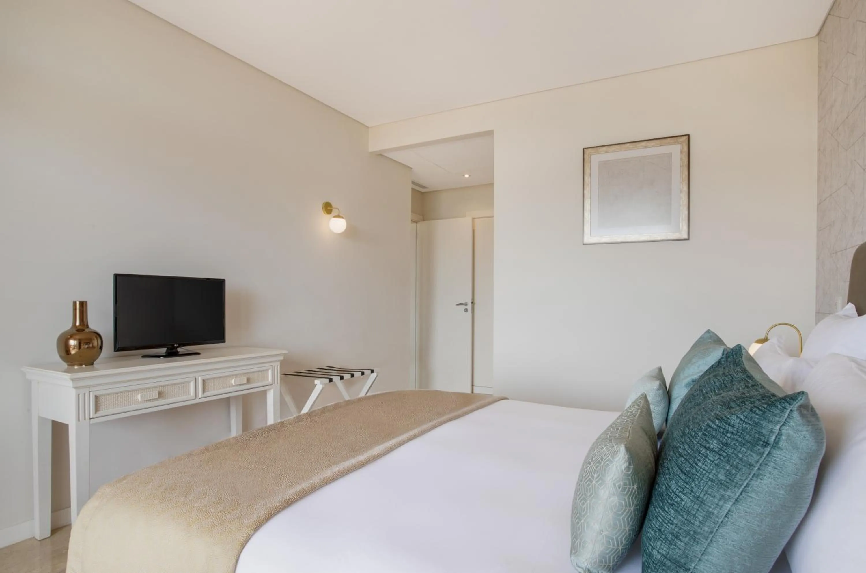 Bed in Monte Santo Resort