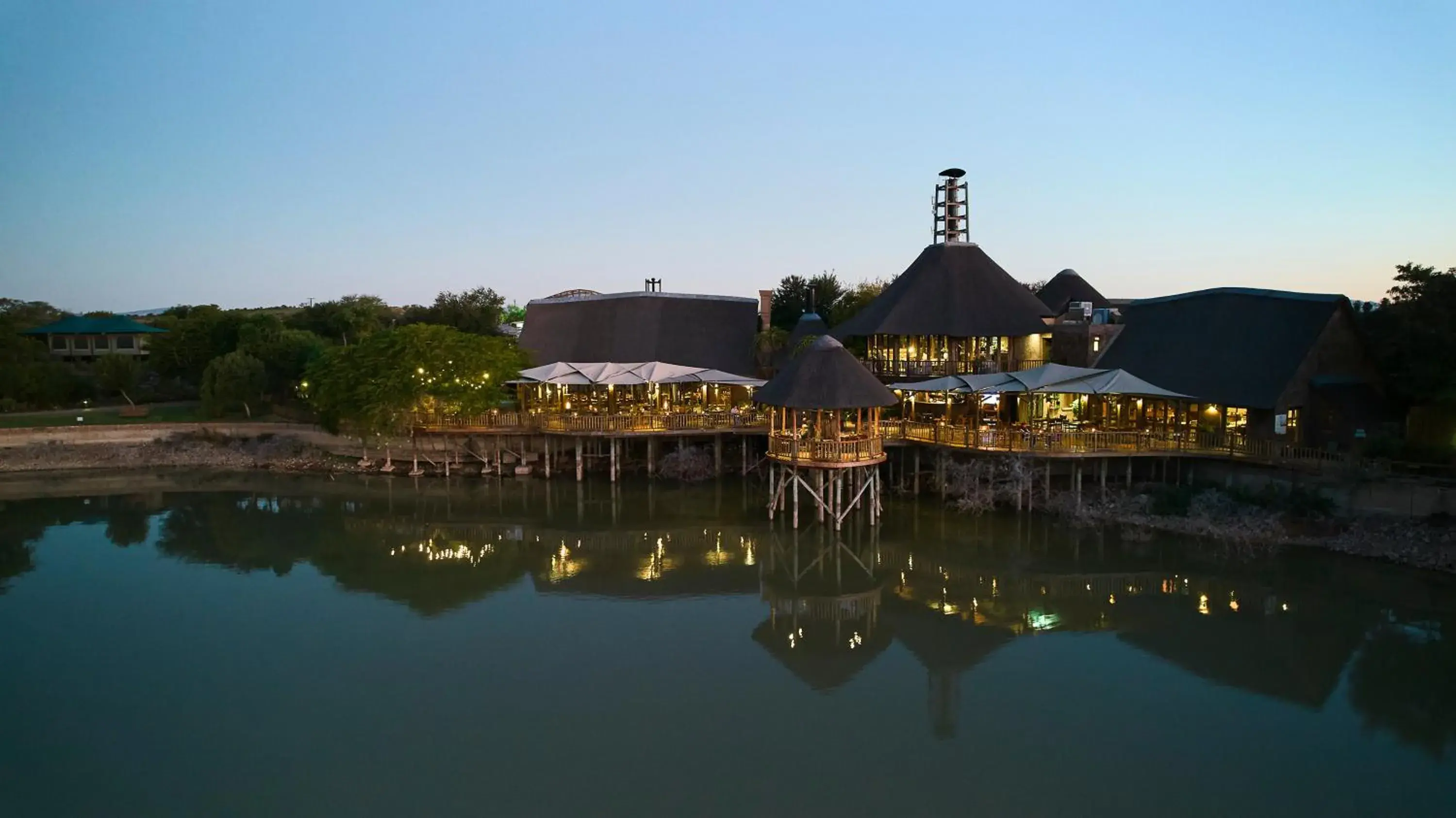 Property building in Buffelsdrift Game Lodge Property building in Buffelsdrift Game Lodge