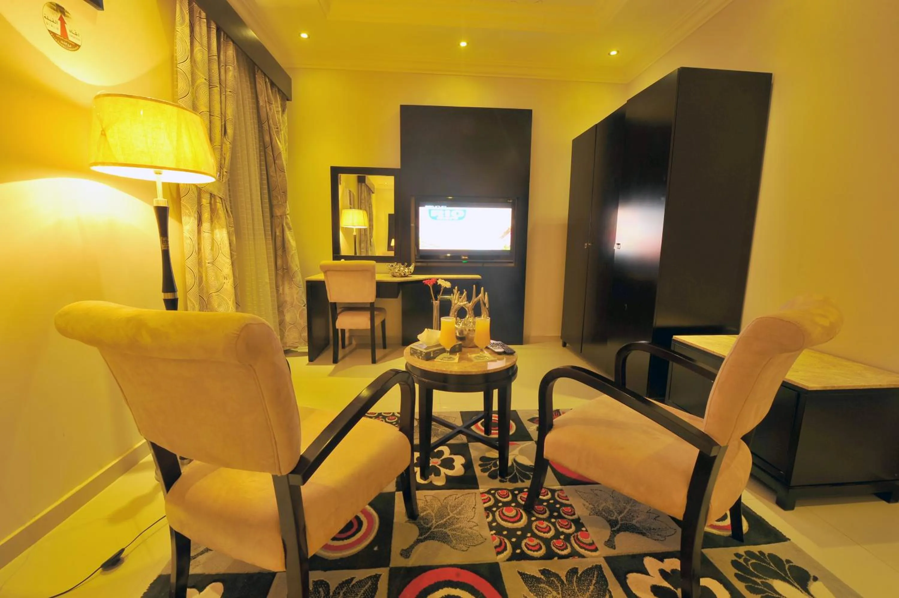 Living room in Al Janaderia Suites 7