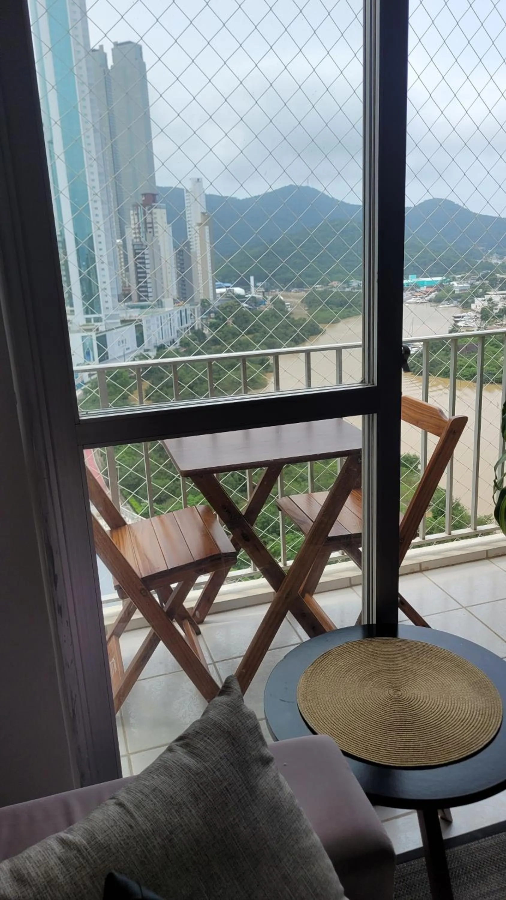 View (from property/room) in Apto na Quadra do Mar e Vista para o Rio