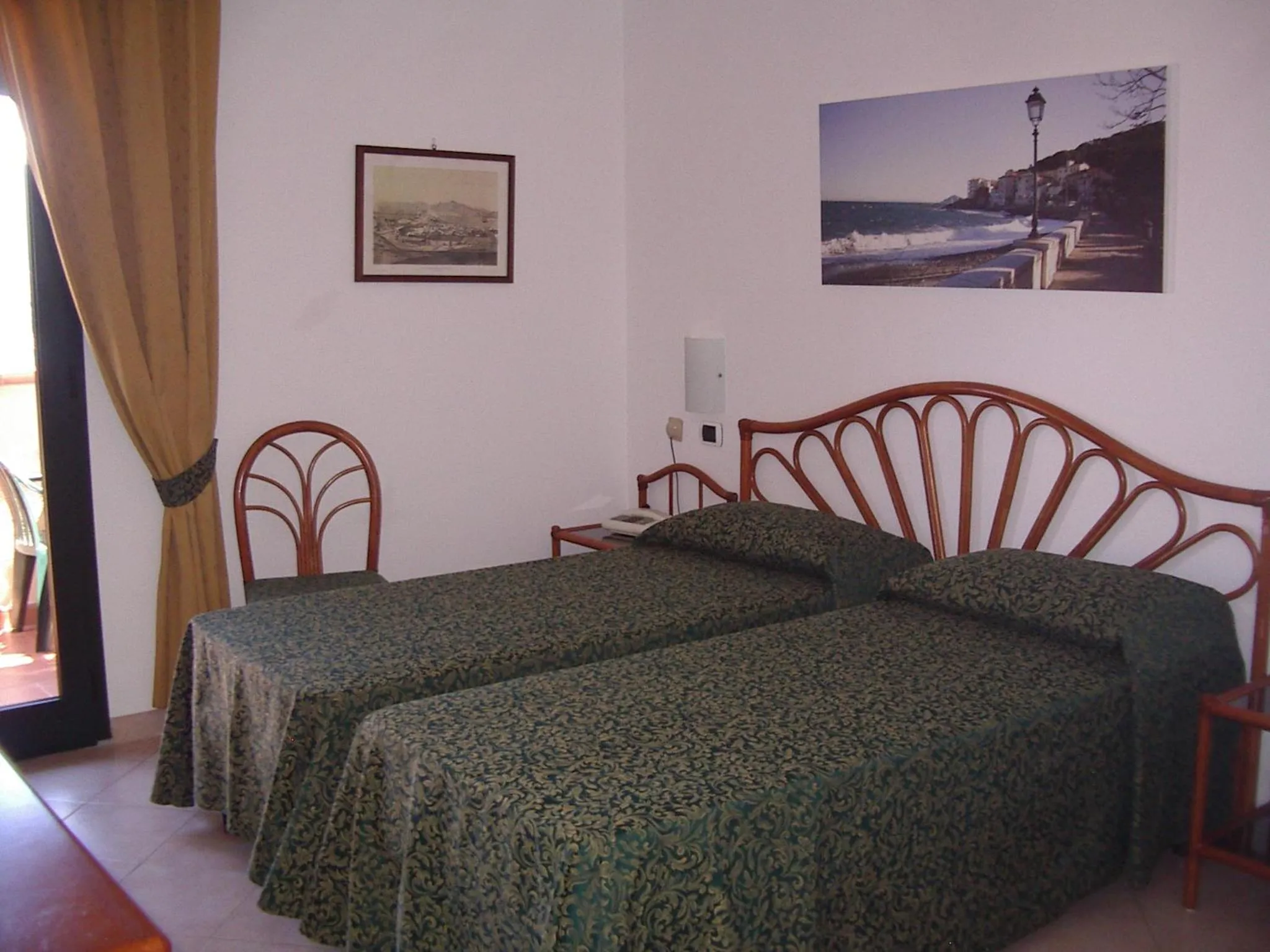 Photo of the whole room in Albergo Le Briciole