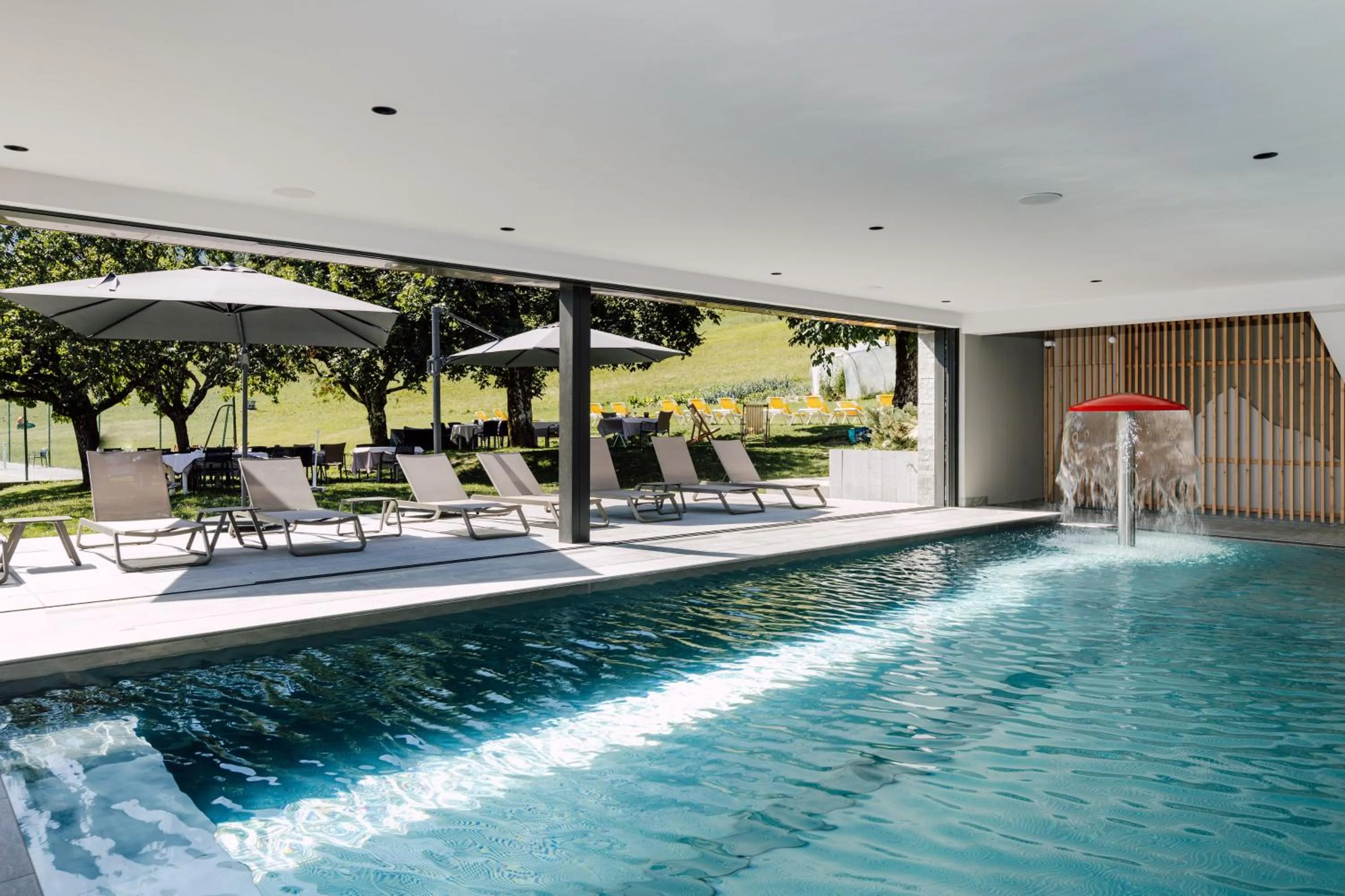 Swimming pool in Hôtel Champs Fleuris Morzine
