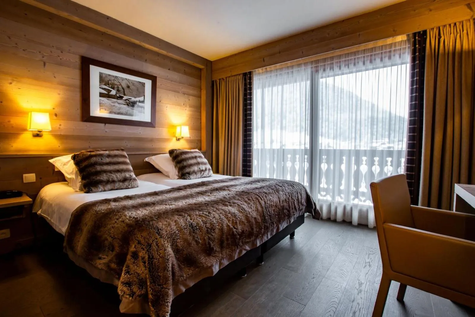 Bed in Hôtel Champs Fleuris Morzine