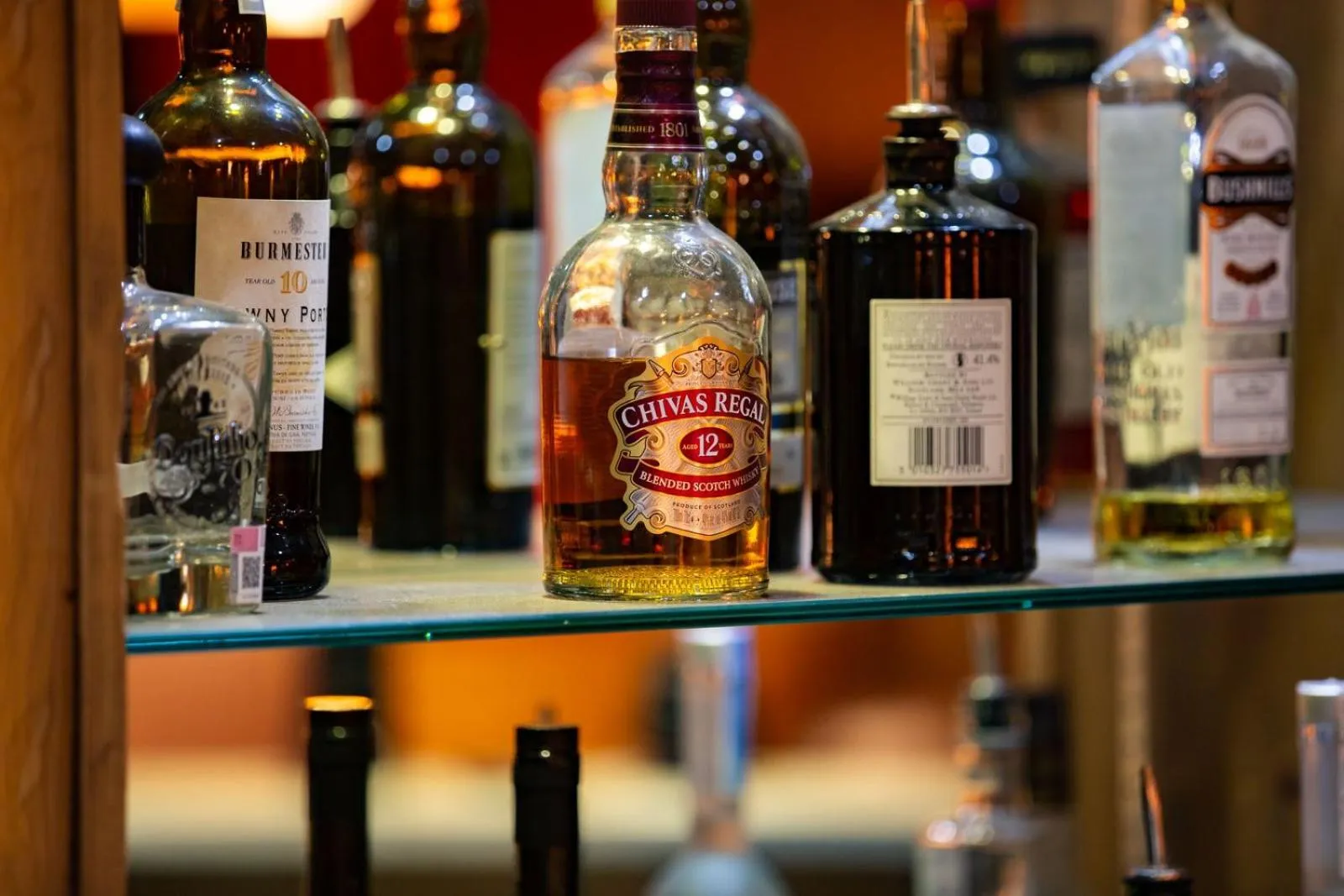 Lounge or bar in Hôtel Champs Fleuris Morzine