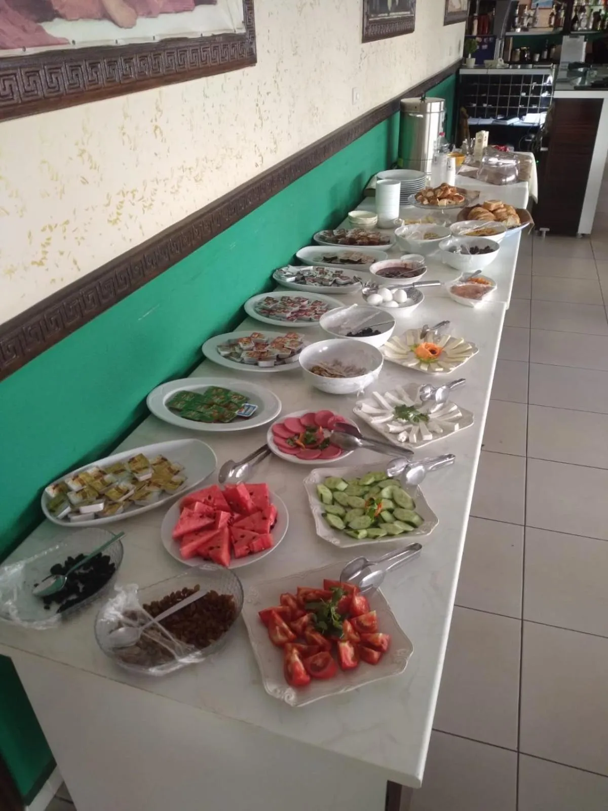 Breakfast in Baronessa Apart Hotel