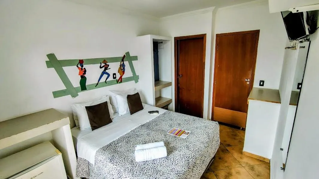 TV and multimedia, Bed in Hotel Pousada Iracemar - Piscina Aquecida