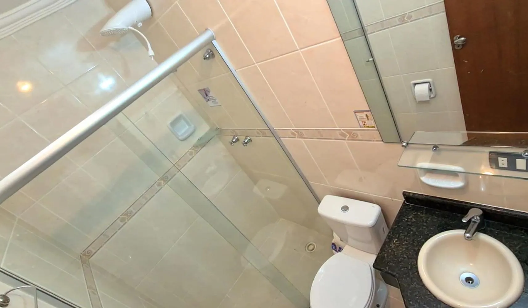 Quadruple Room in Hotel Pousada Iracemar - Piscina Aquecida