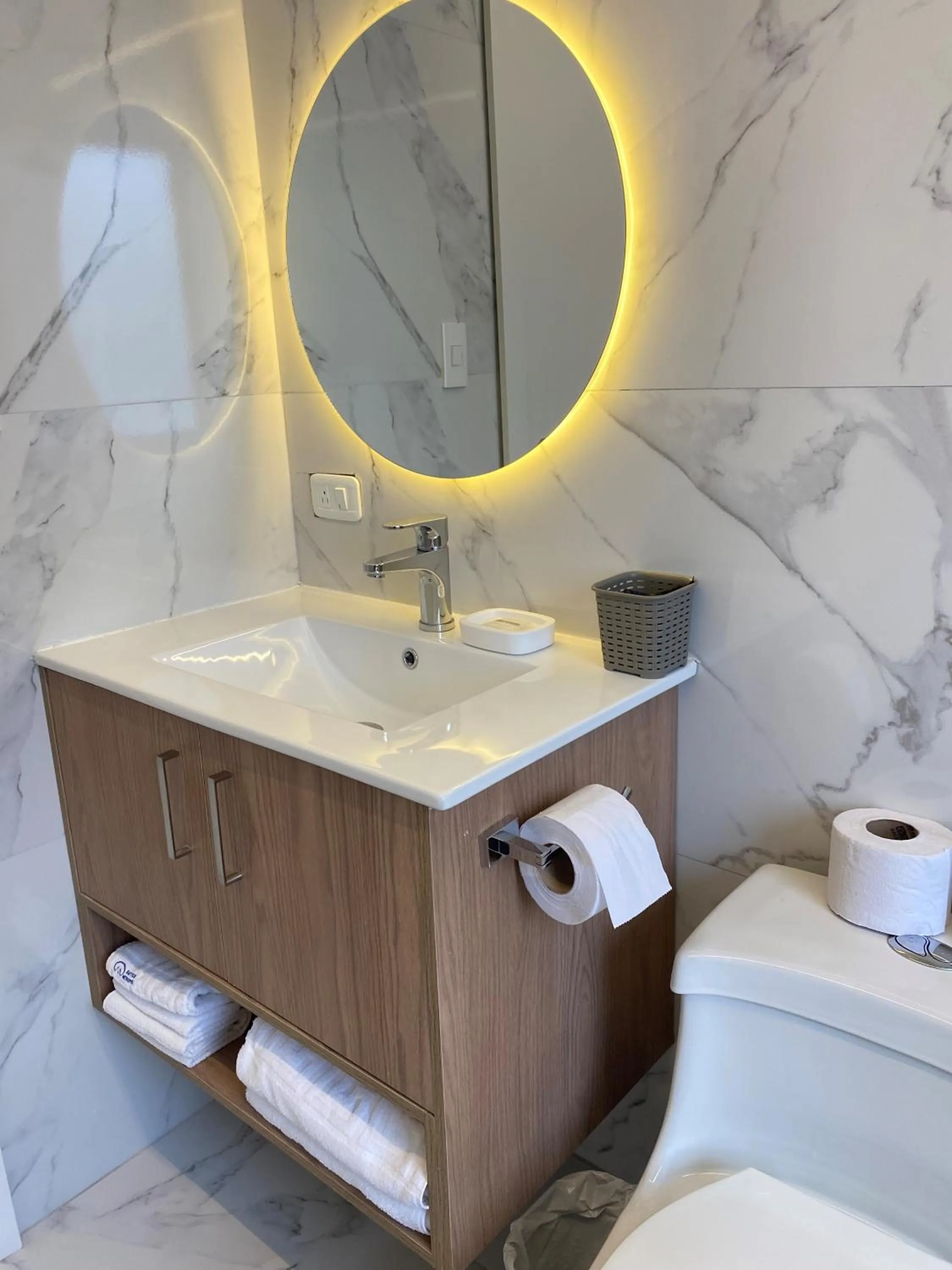 Bathroom in Suites Metropoli