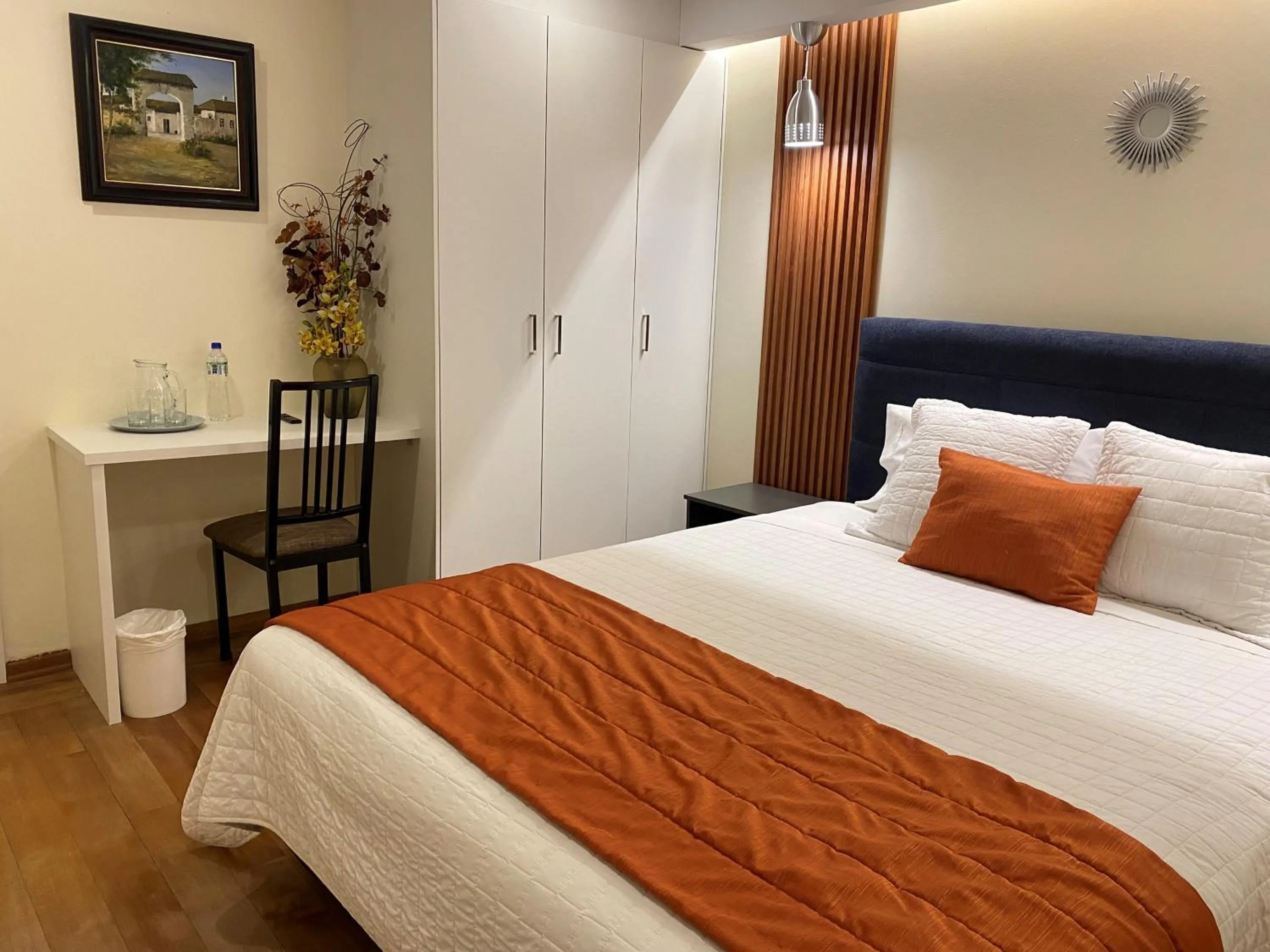 Bed in Suites Metropoli