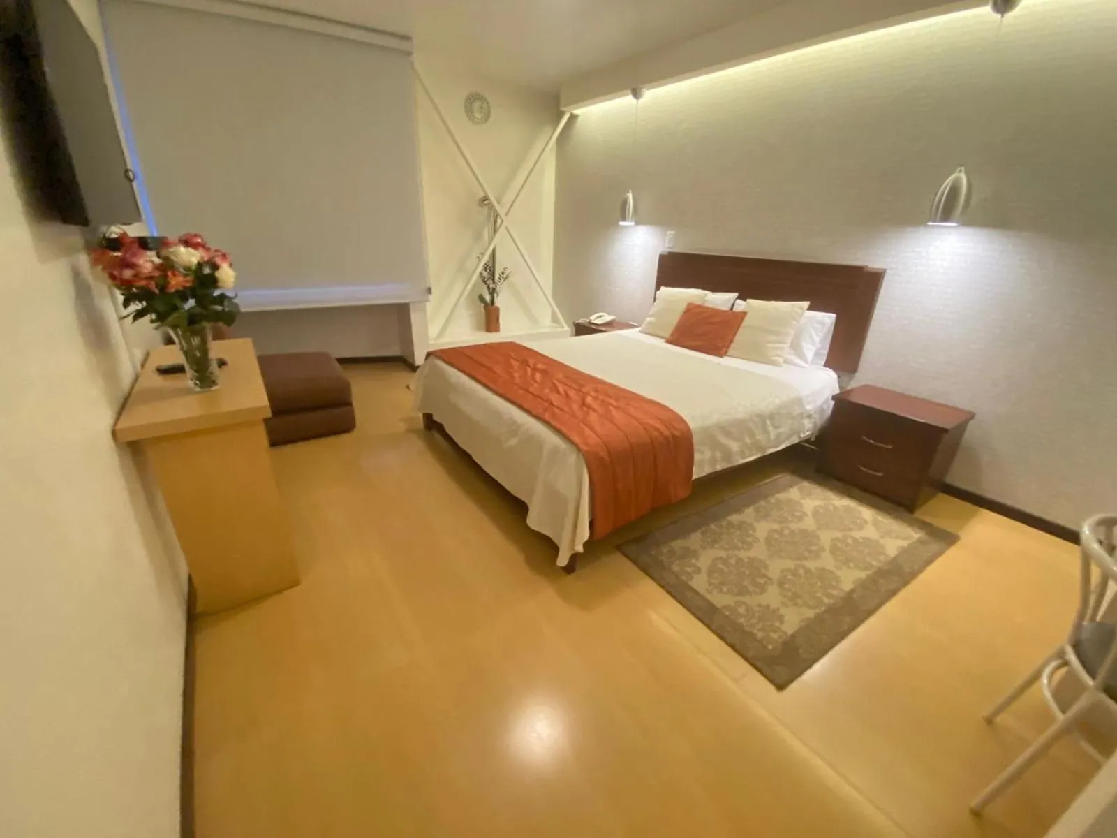 Bed in Suites Metropoli