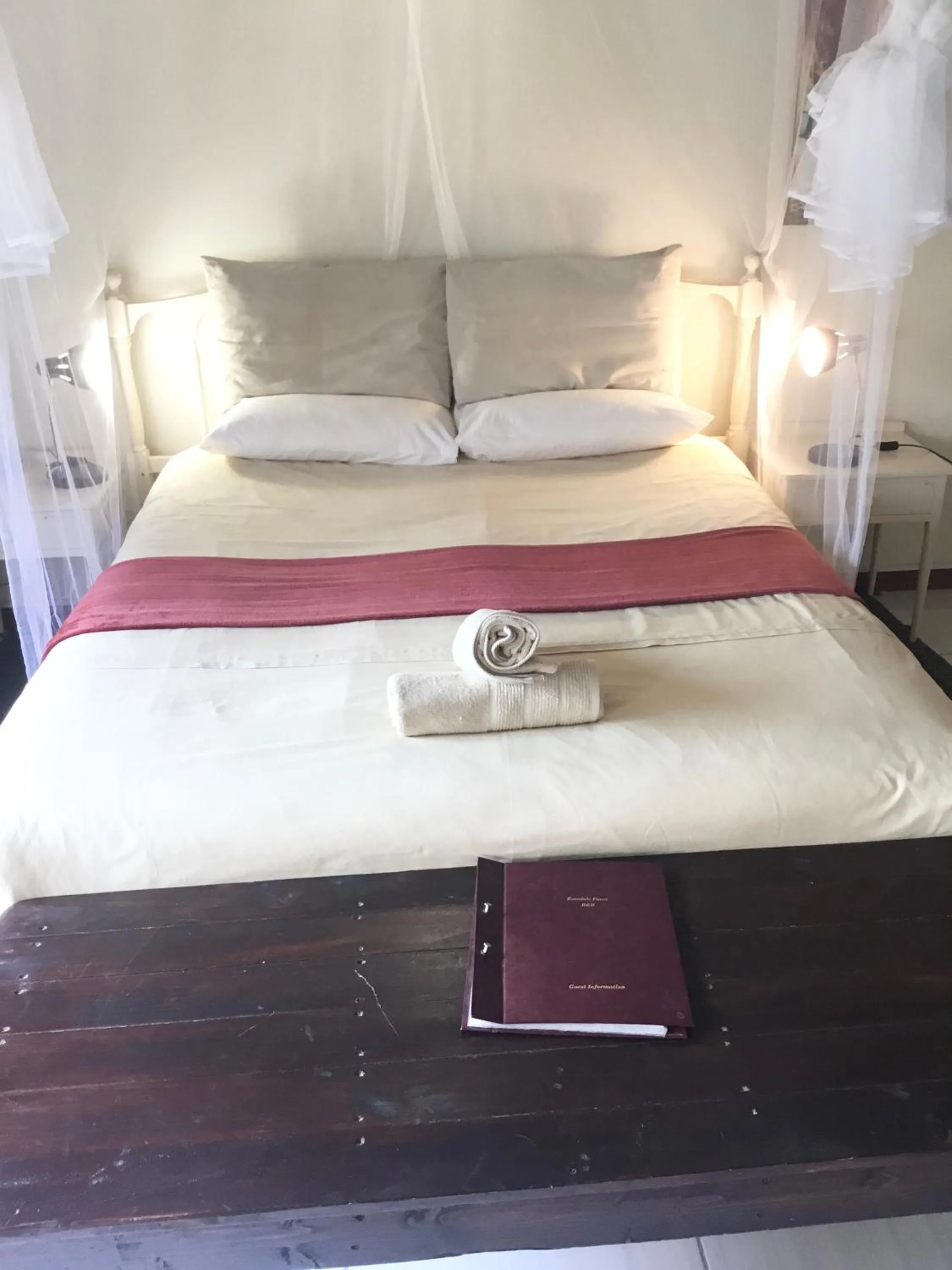 Bed in Rosedale Organic Farm Bed & Breakfast