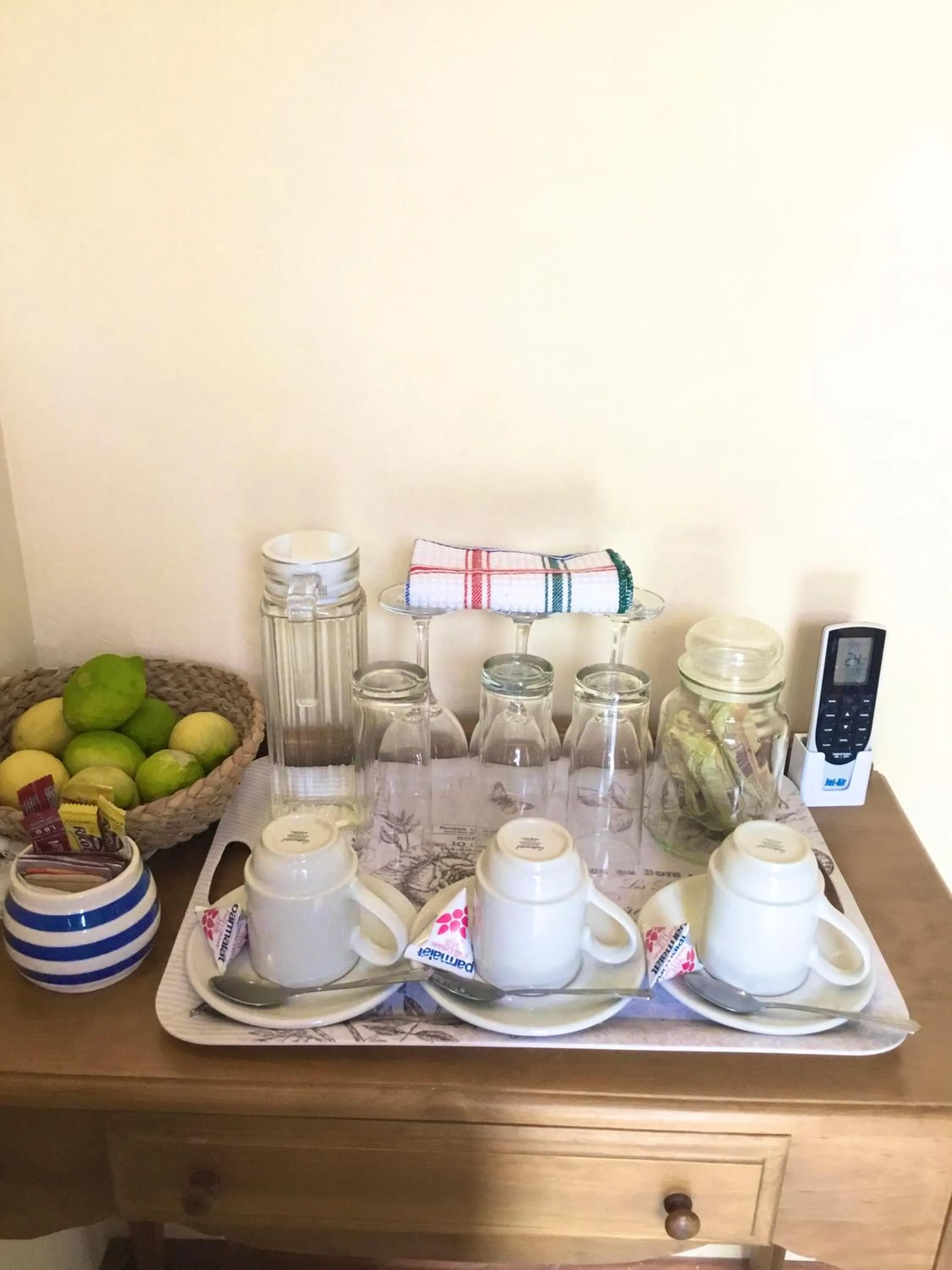 Coffee/tea facilities in Rosedale Organic Farm Bed & Breakfast
