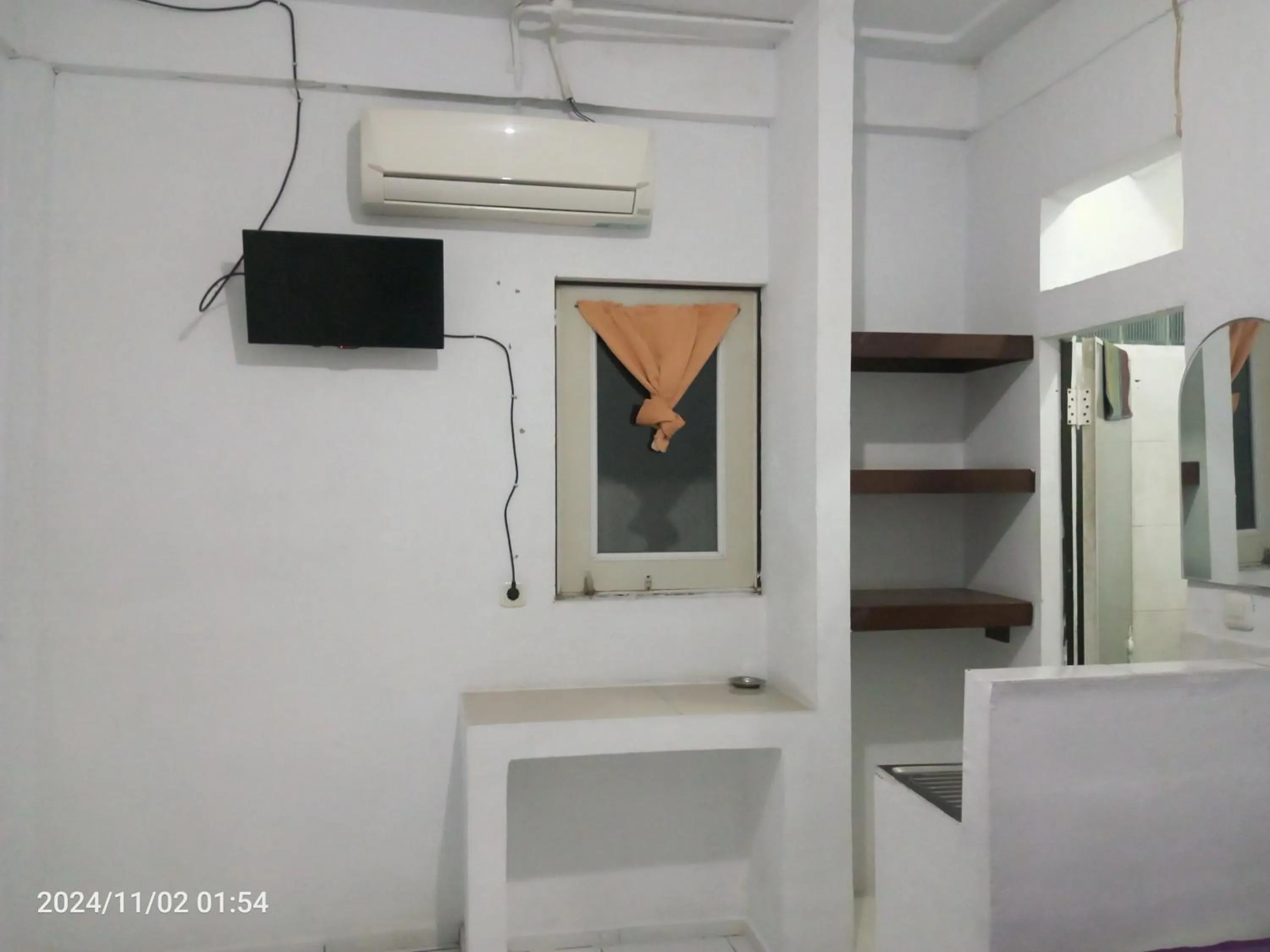 G357 Near Margo City