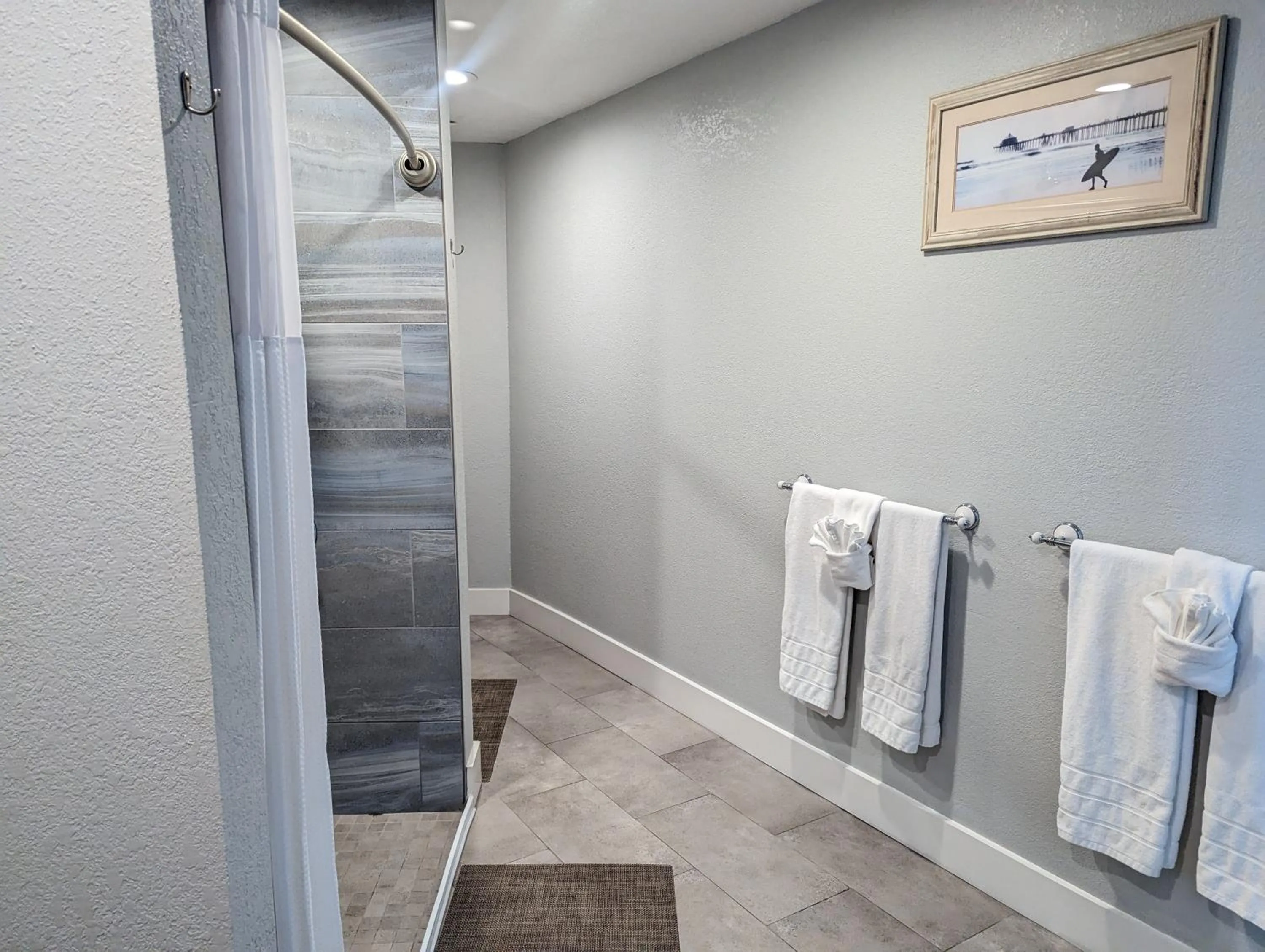 Shower in Capitola Hotel