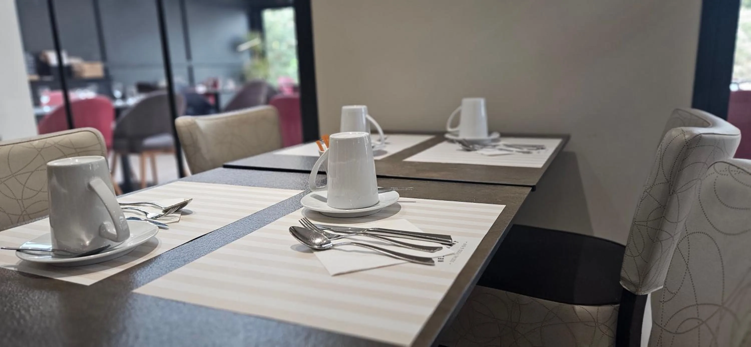 Restaurant/places to eat in Best Western Terre de Provence