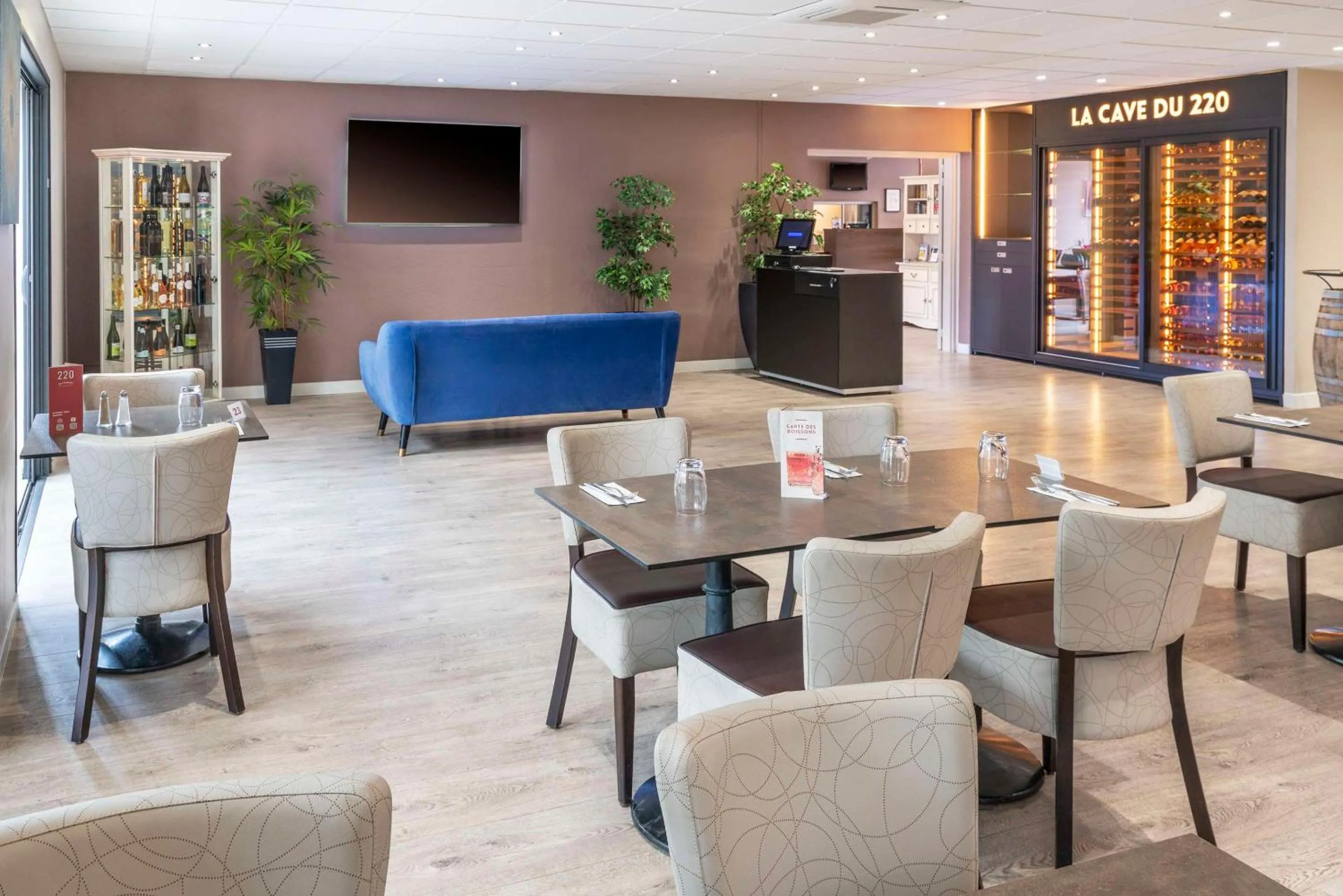 Restaurant/places to eat in Best Western Terre de Provence