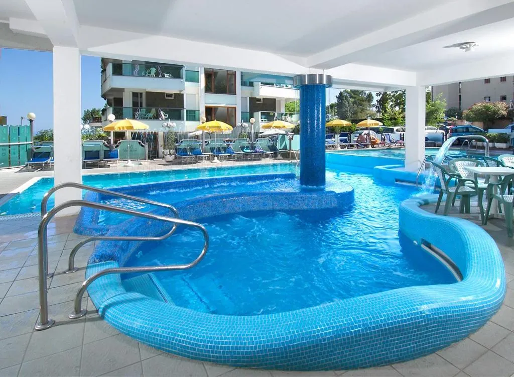 Day in Hotel Majestic