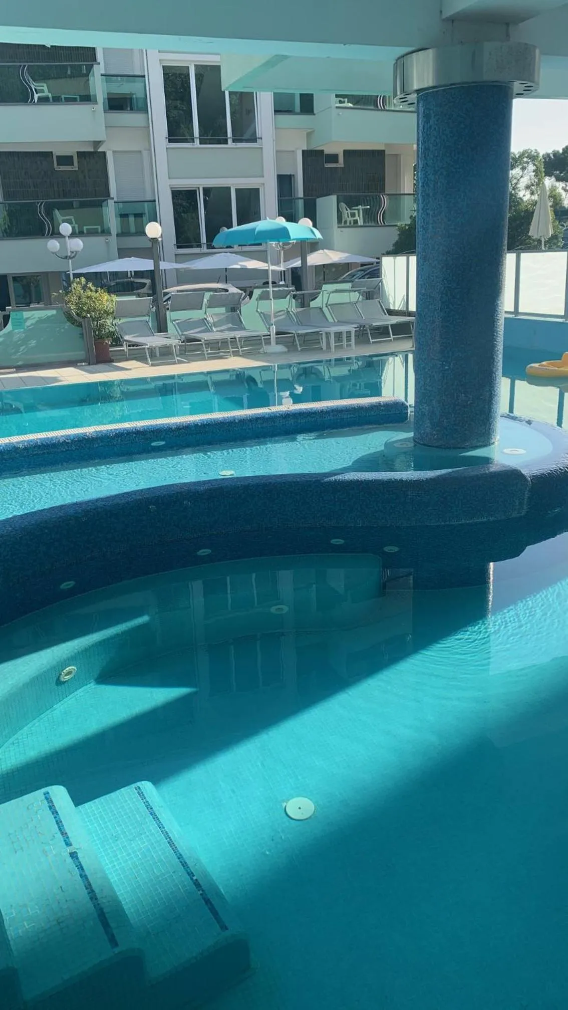 Swimming pool in Hotel Majestic