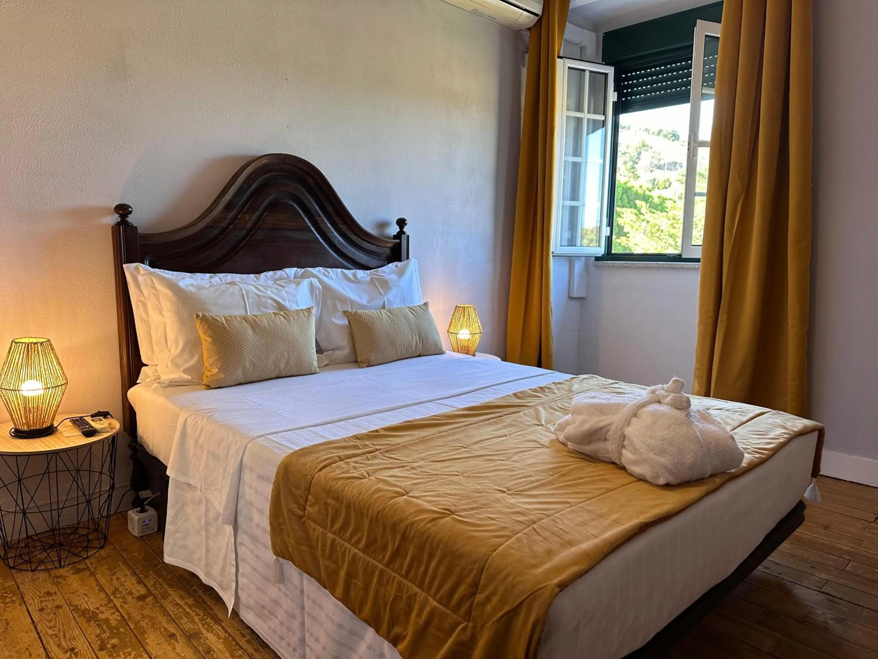 Bedroom, Bed in Hotel Boavista - Vintage House