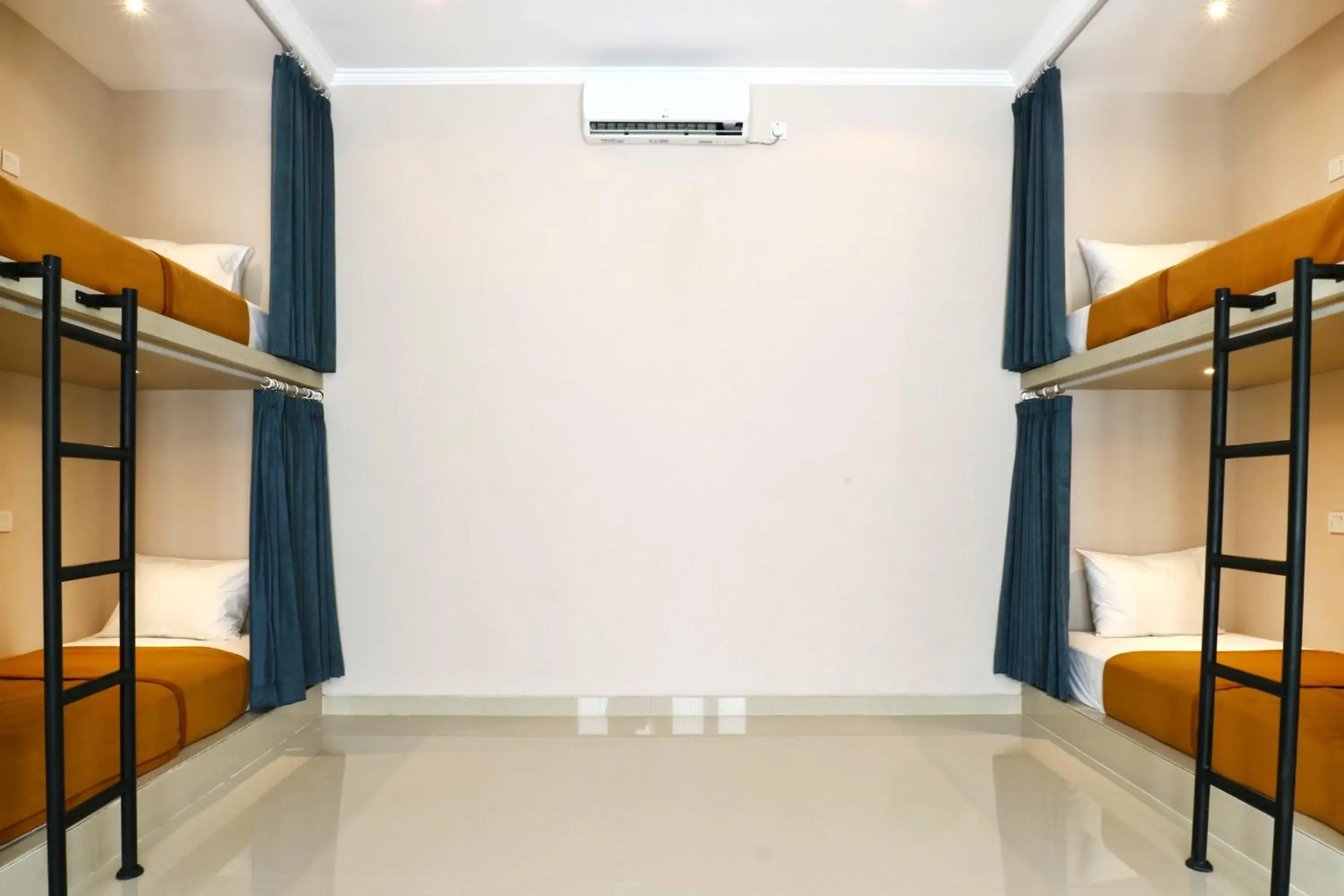 Bedroom, Bed in Taste of Bali Hostel Bedroom, Bed in Taste of Bali Hostel