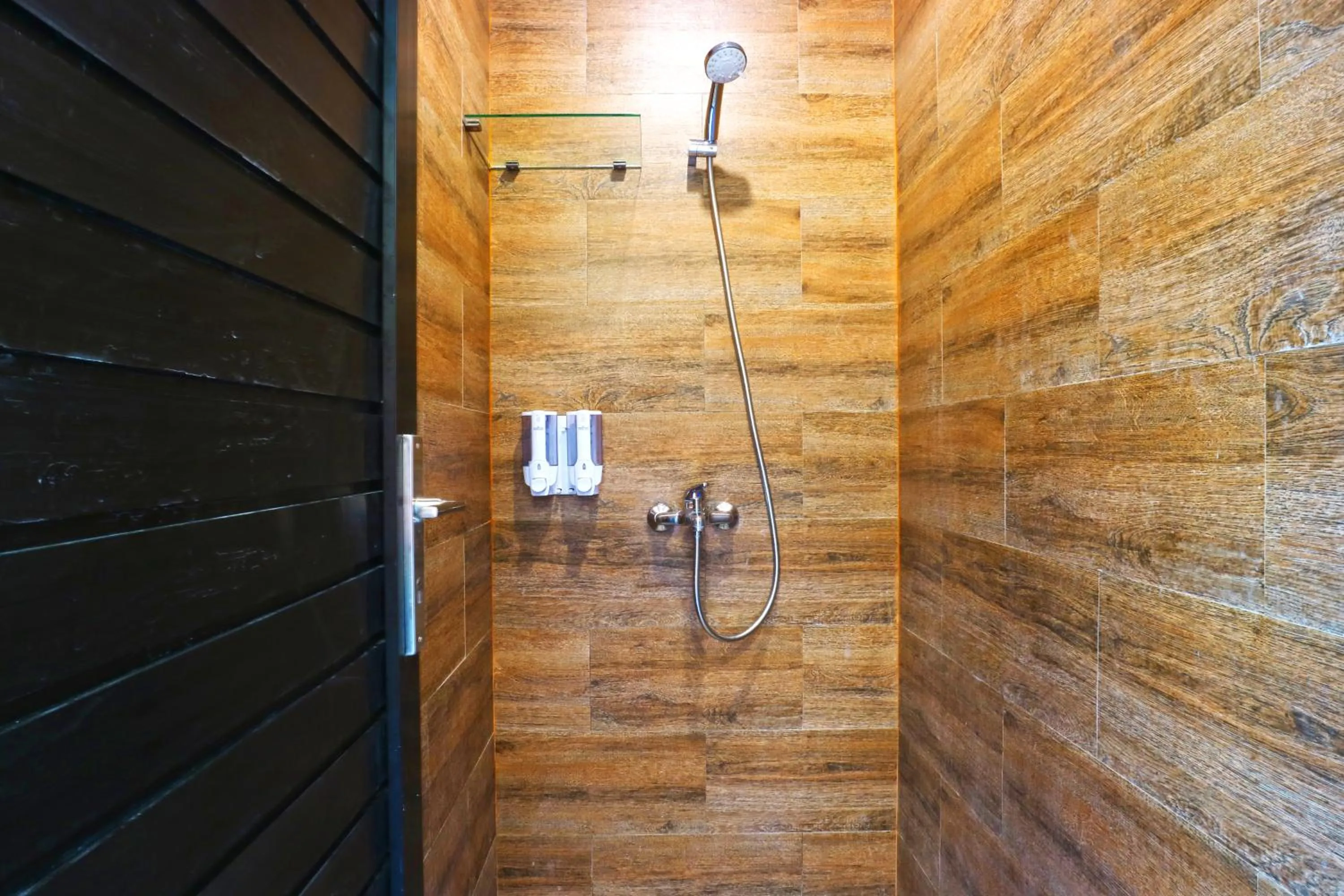 Bathroom in Taste of Bali Hostel