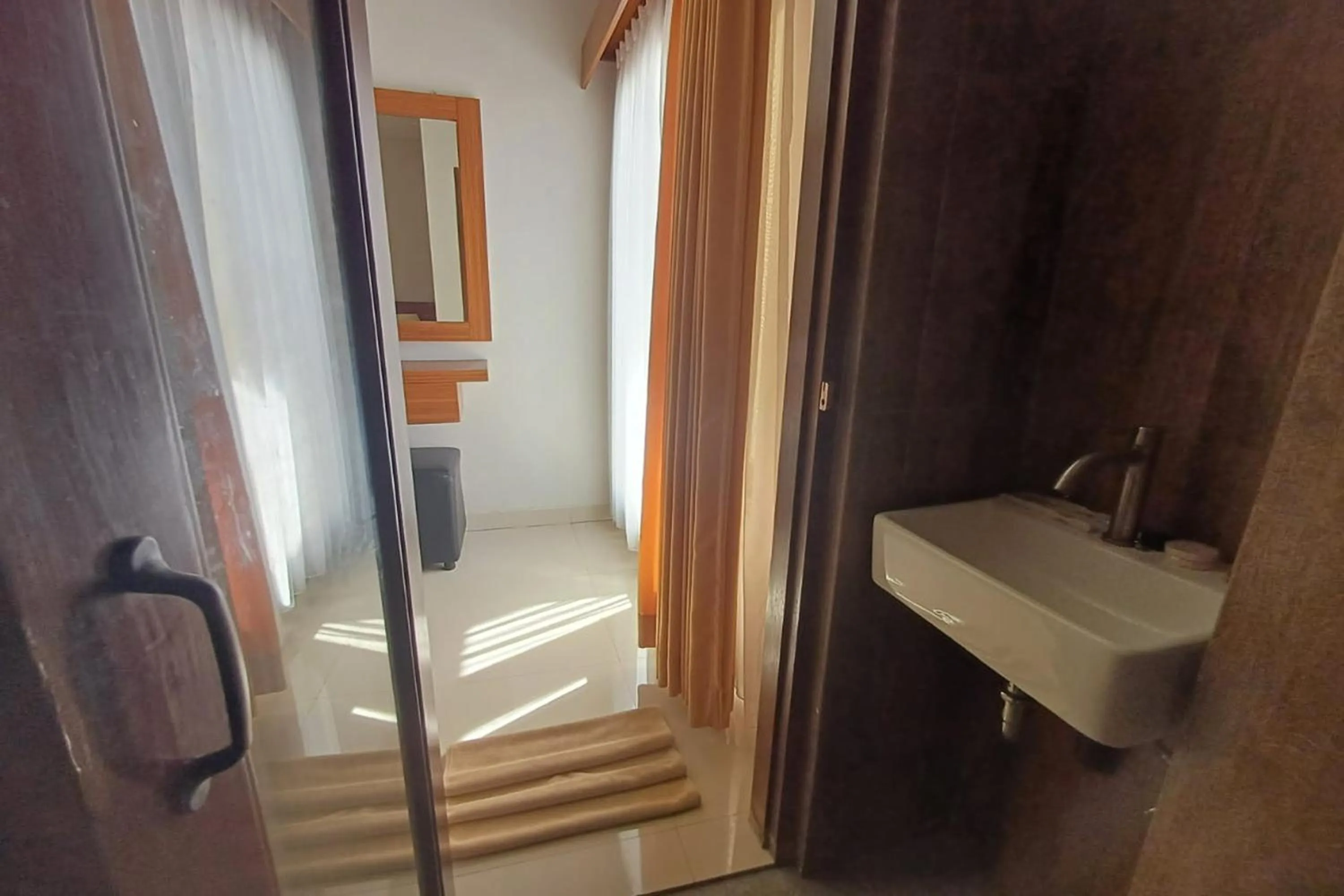 Bathroom in Taste of Bali Hostel