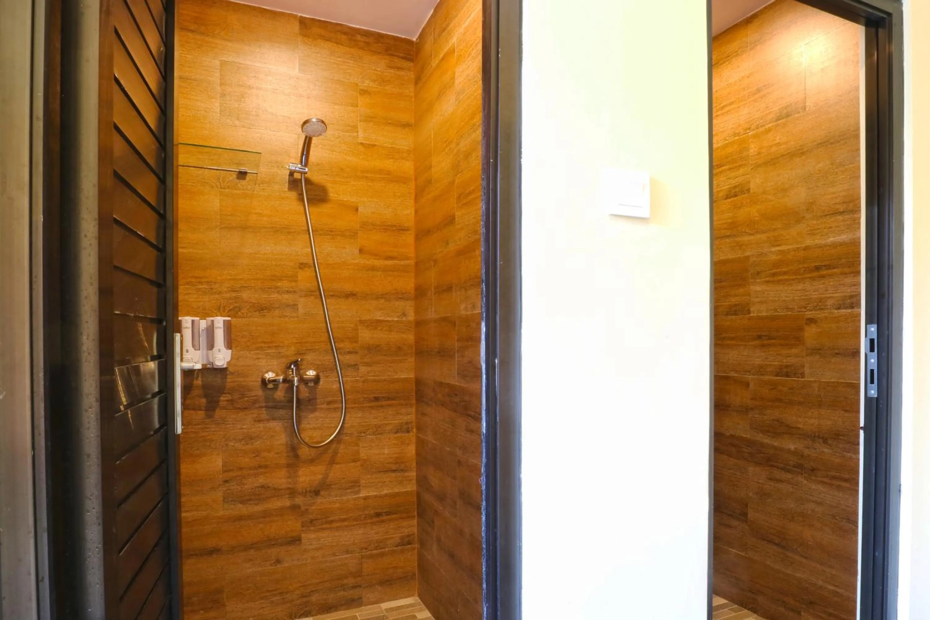 Bathroom in Taste of Bali Hostel