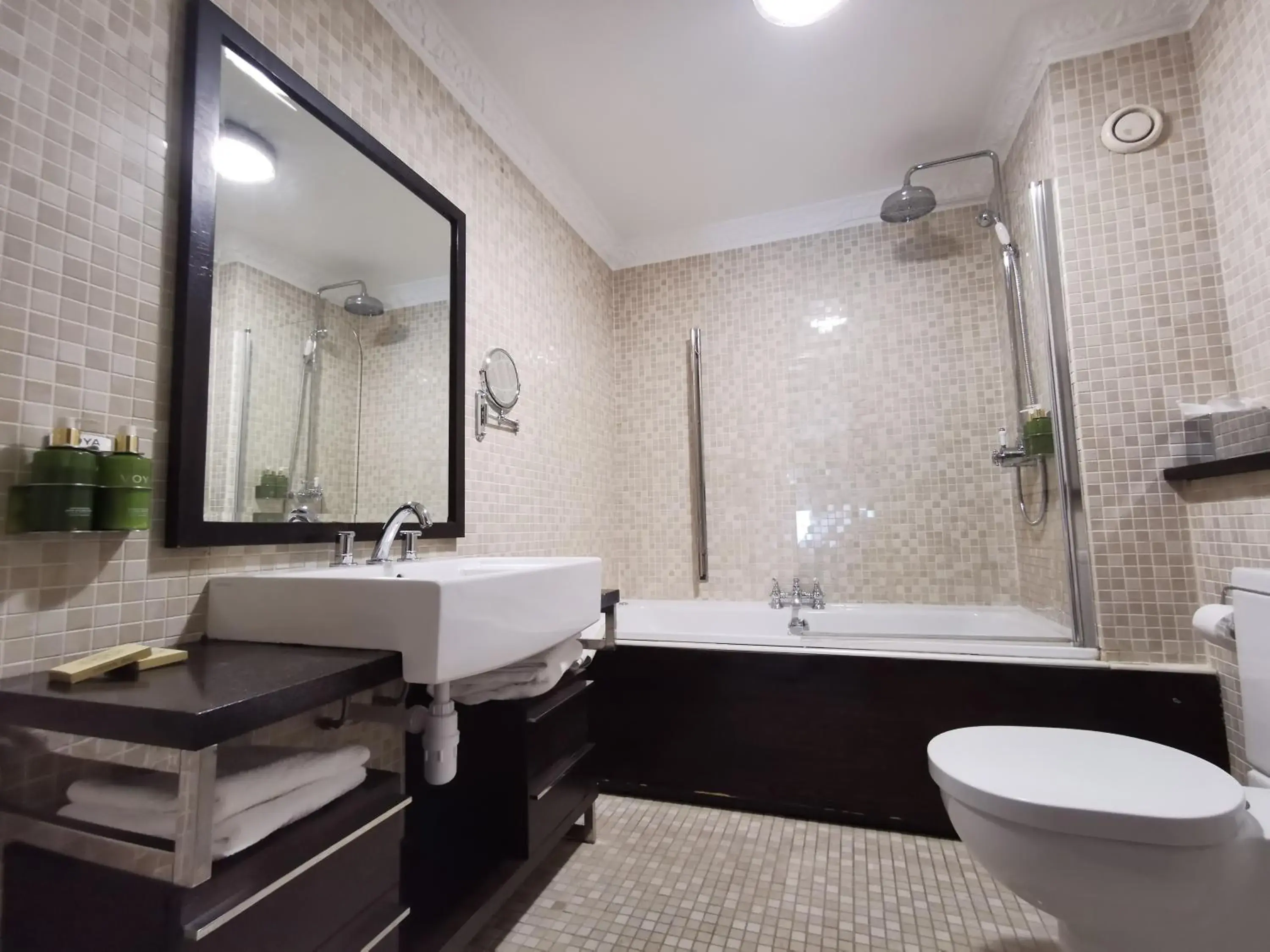 Single Room - single occupancy in Langtons Hotel Kilkenny Single Room - single occupancy in Langtons Hotel Kilkenny