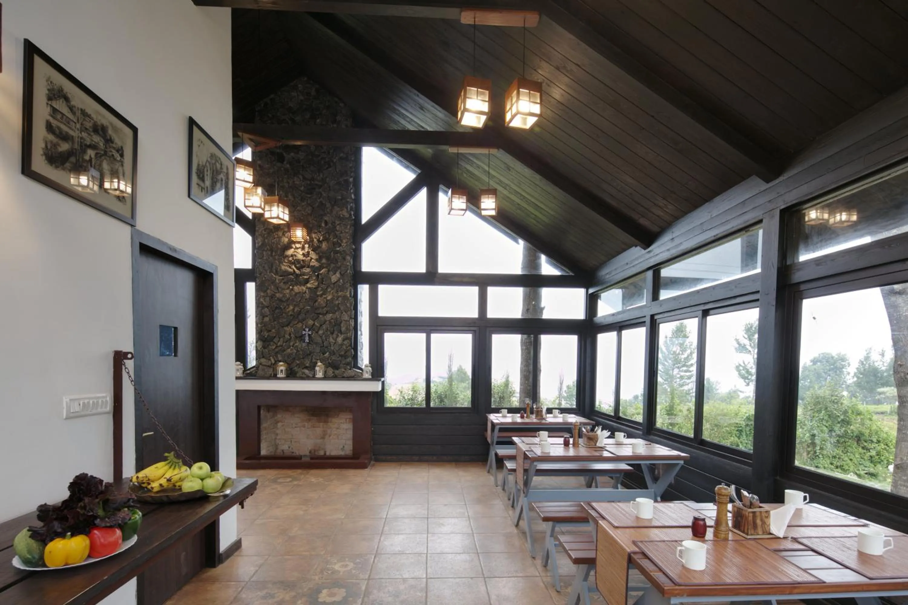 Restaurant/places to eat in Logan Camp Ooty