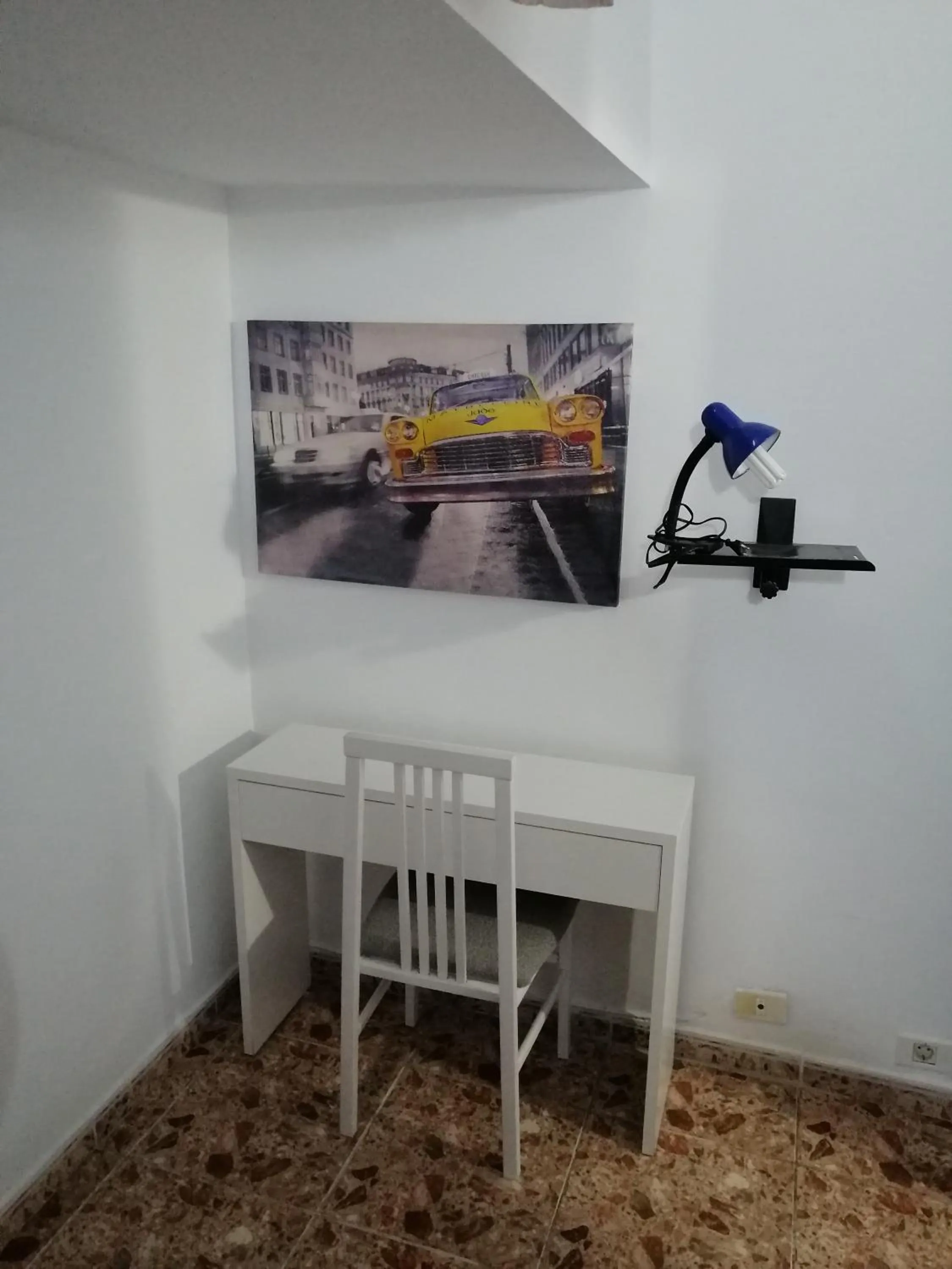 Seating area in Alcaravaneras Hostel