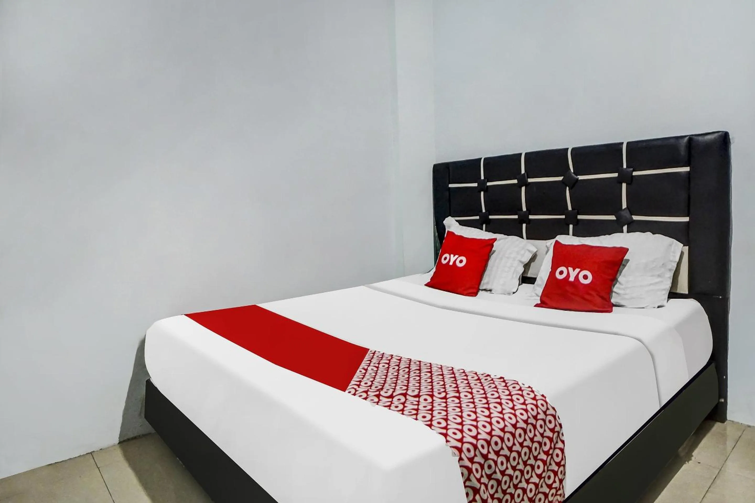 Bedroom, Bed in Hotel O Roemah Gebang