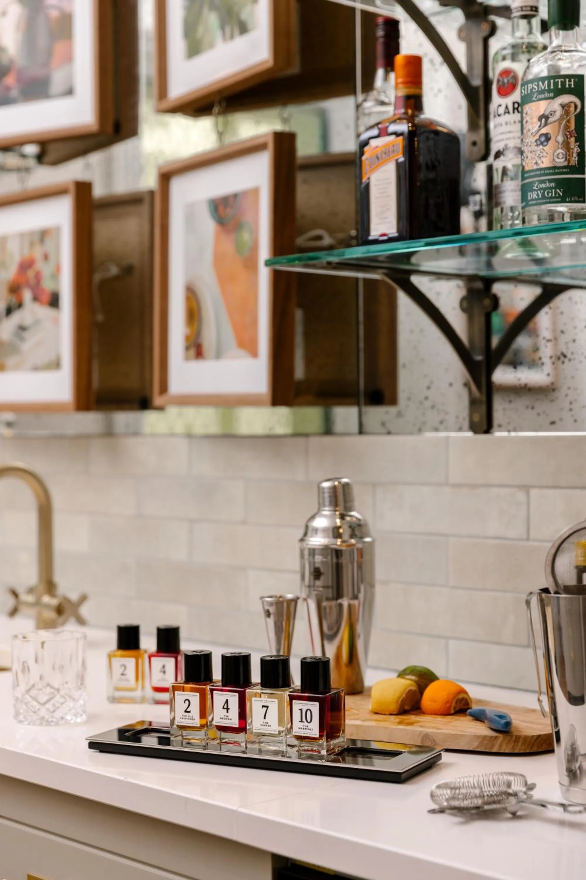 Kitchen or kitchenette in The Adria