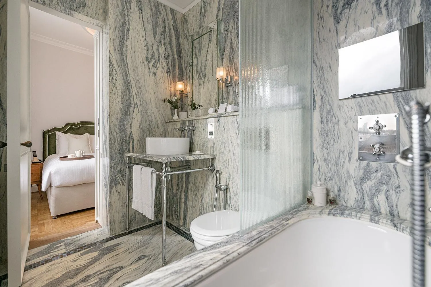 Bathroom, Bed in The Adria