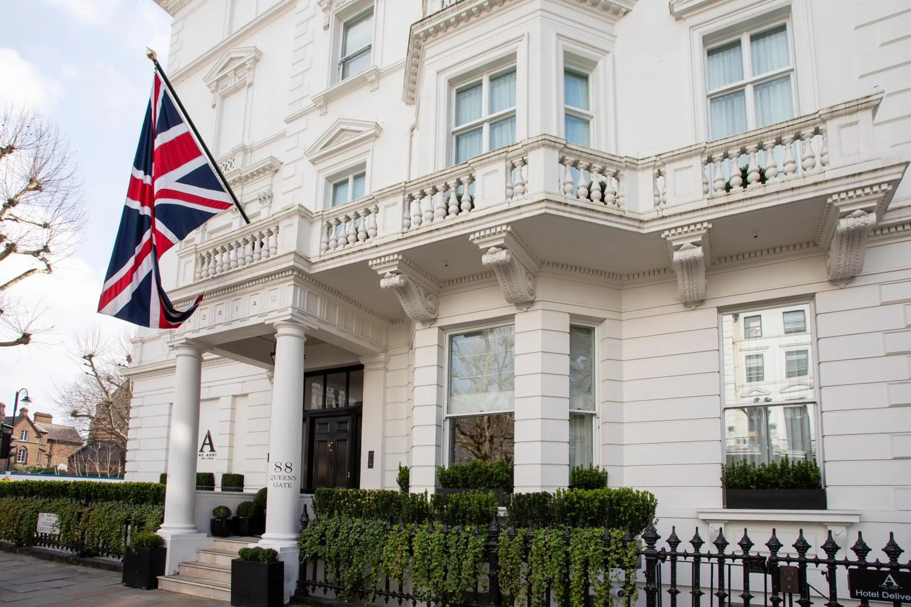 Facade/entrance in The Adria