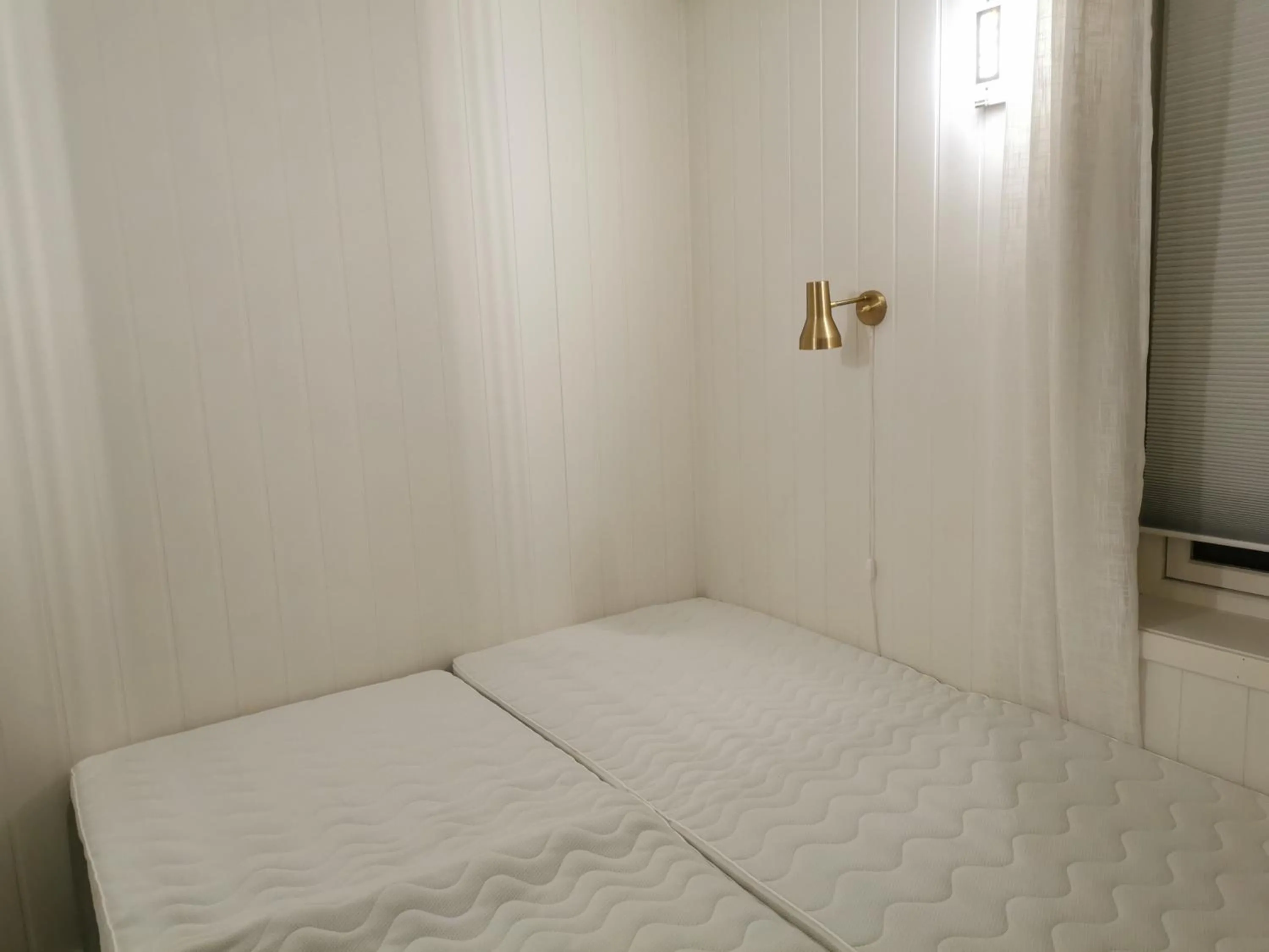 Bed in NyksundRom, Nyksund