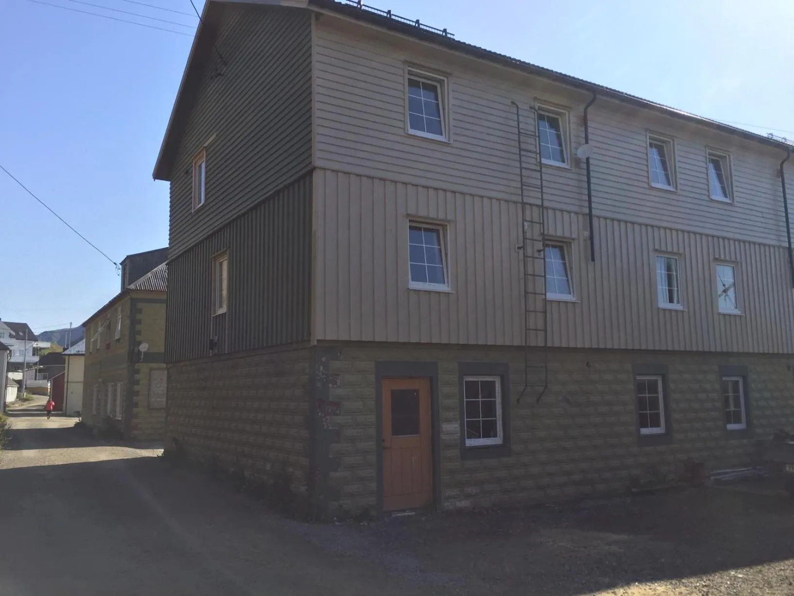 Property building in NyksundRom, Nyksund