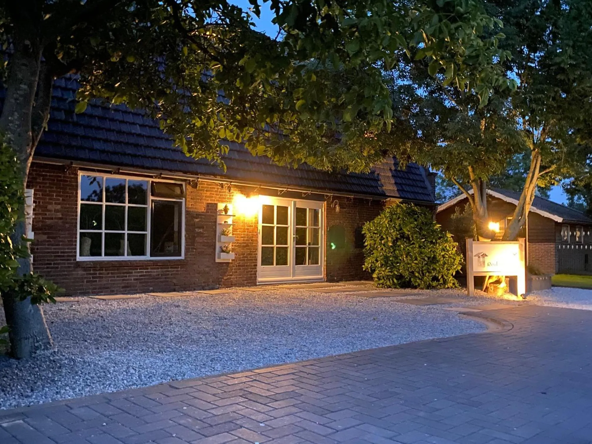 Night in Gastenverblijf Rodenburg