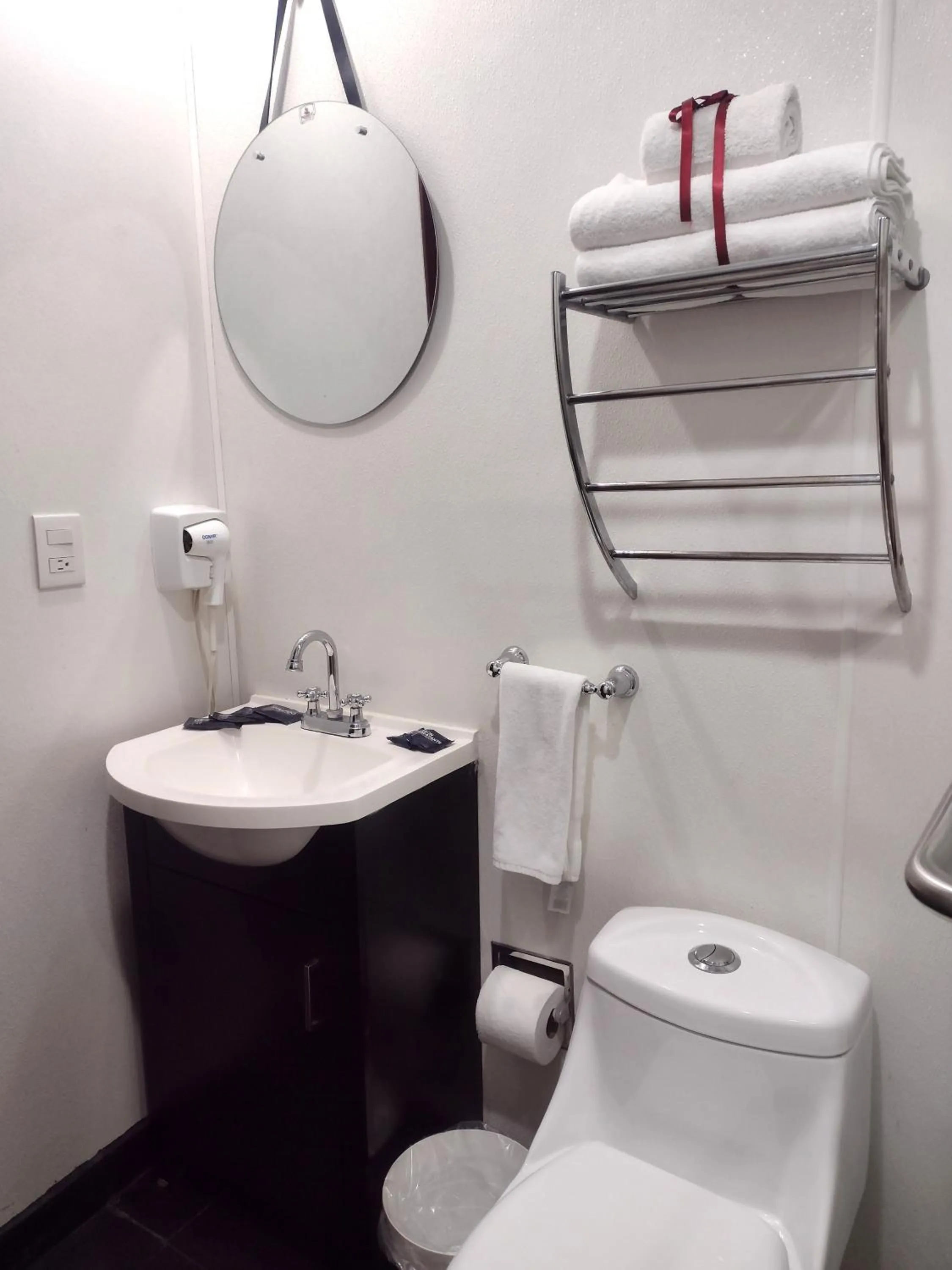 Bathroom in Hotel Providencia - Avenida Principal, Centro Histórico de Zacatecas