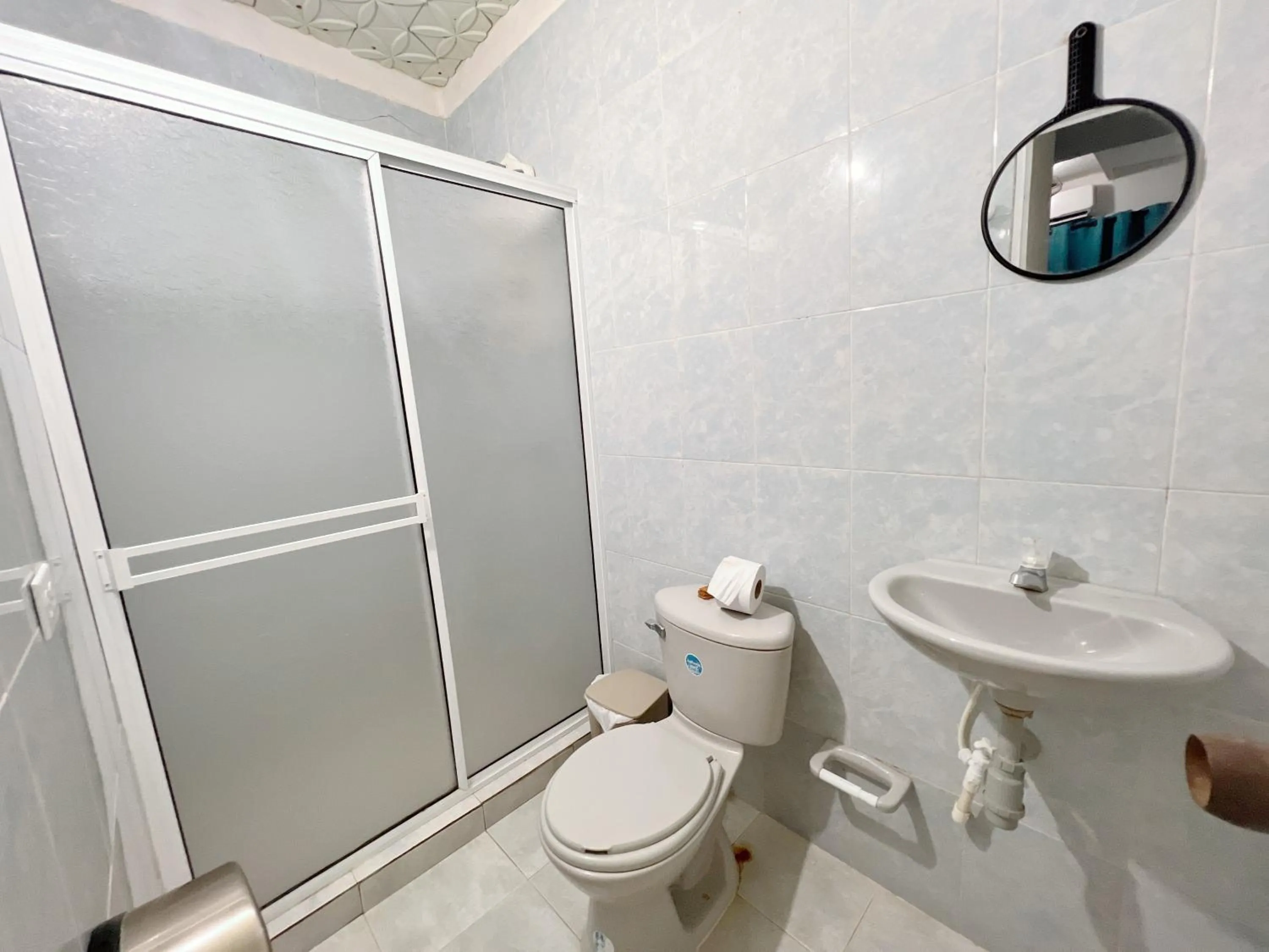 Bathroom in Hostal Mom Mariela