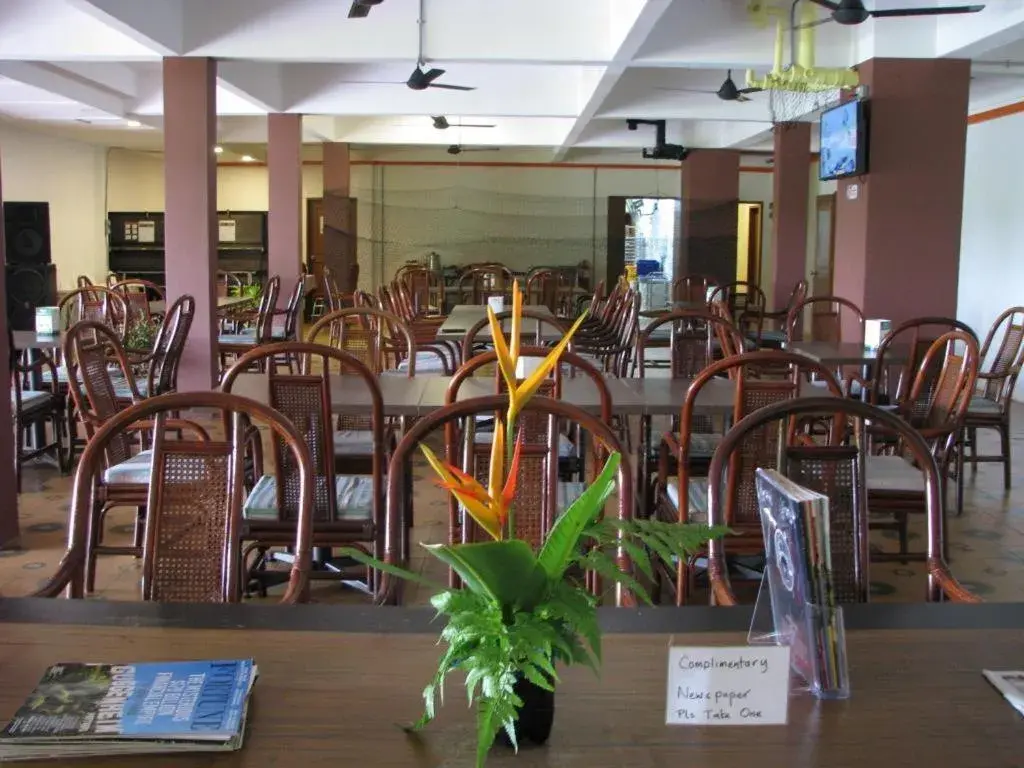 Food and drinks in Mersing Merlin Inn Food and drinks in Mersing Merlin Inn