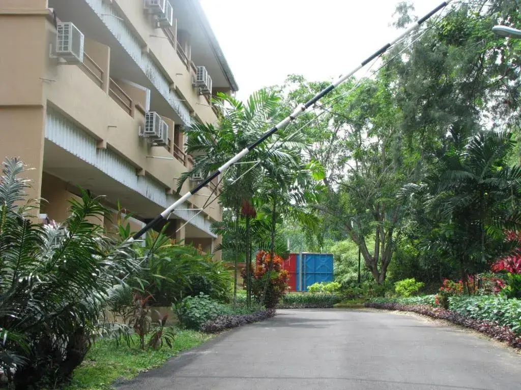 Lobby or reception in Mersing Merlin Inn Lobby or reception in Mersing Merlin Inn